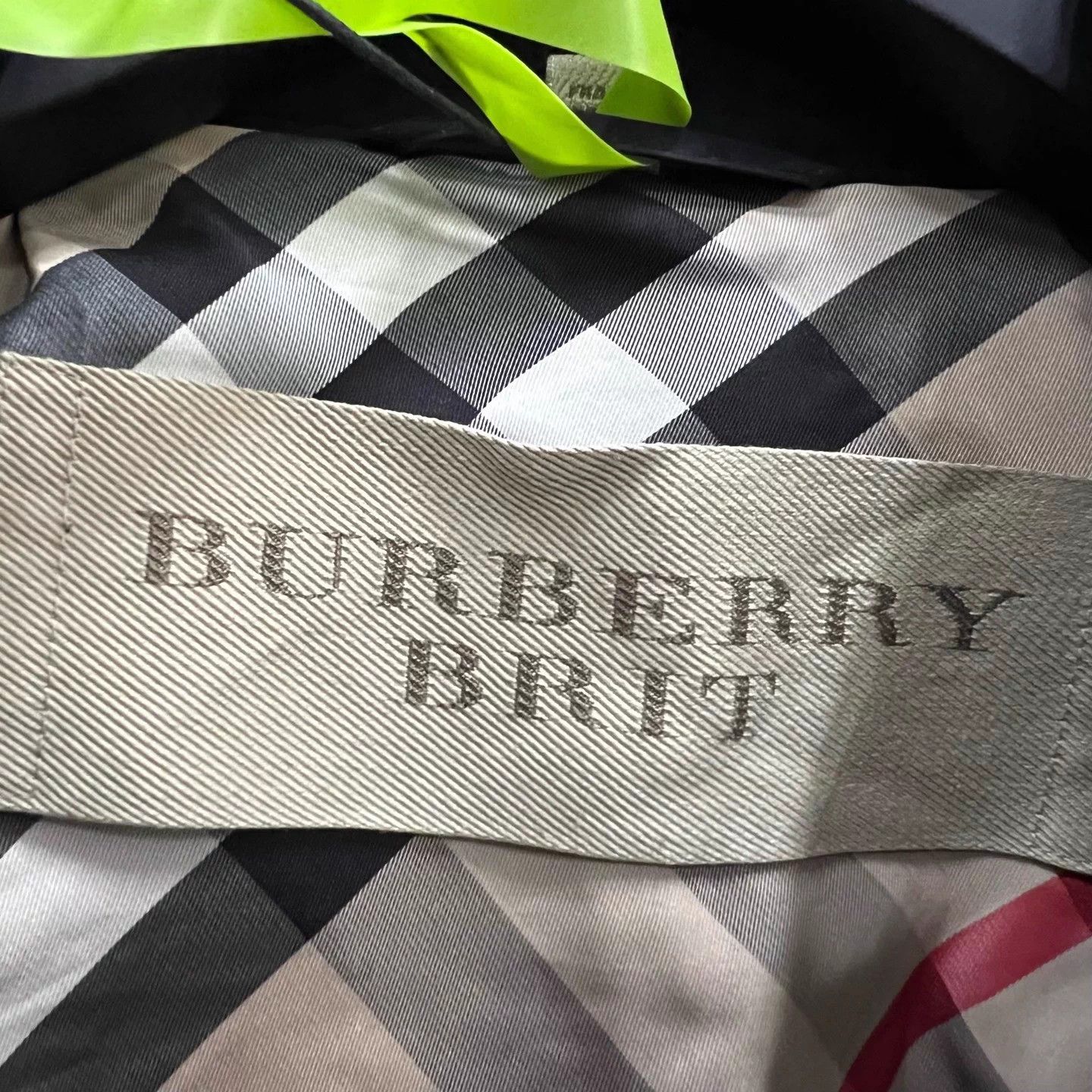 Burberry Burberry Black Double Breasted Trench 38 Like New Size S / US 4 / IT 40 - 4 Thumbnail