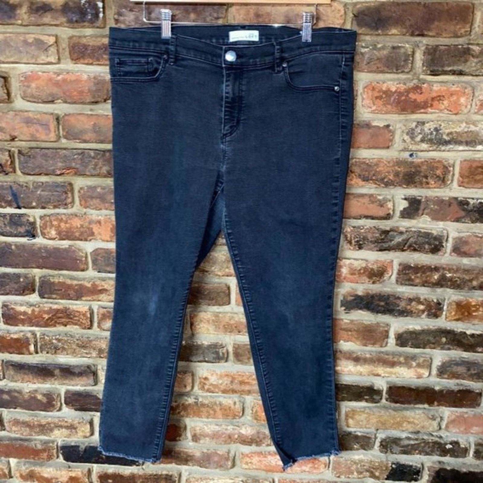 Loft Ann Taylor LOFT Black Wash Denim Raw Hem Skinny Jeans 32/14 Size 36" / US 14 / IT 50 - 1 Thumbnail