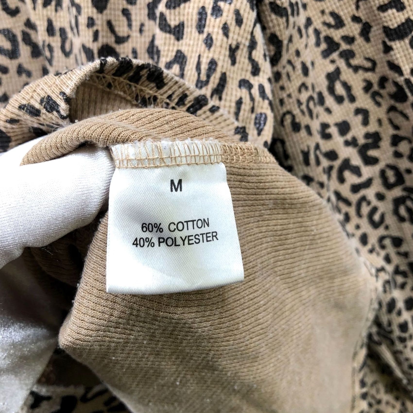 Vintage VINTAGE Jane & Delancey Leopard Print Long Sleeve Shirt Womens M Button Down Tan Waffle Size M / US 6-8 / IT 42-44 - 6 Thumbnail