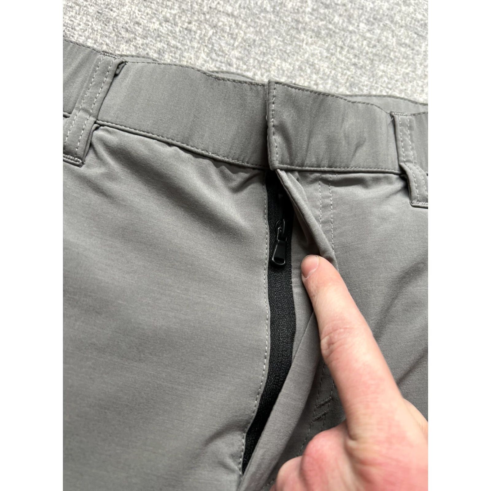 Fabletics Fabletics Pants Mens 30x29 Gray Straight Athletic Parachute Adult Medium Size US 31 - 6 Thumbnail