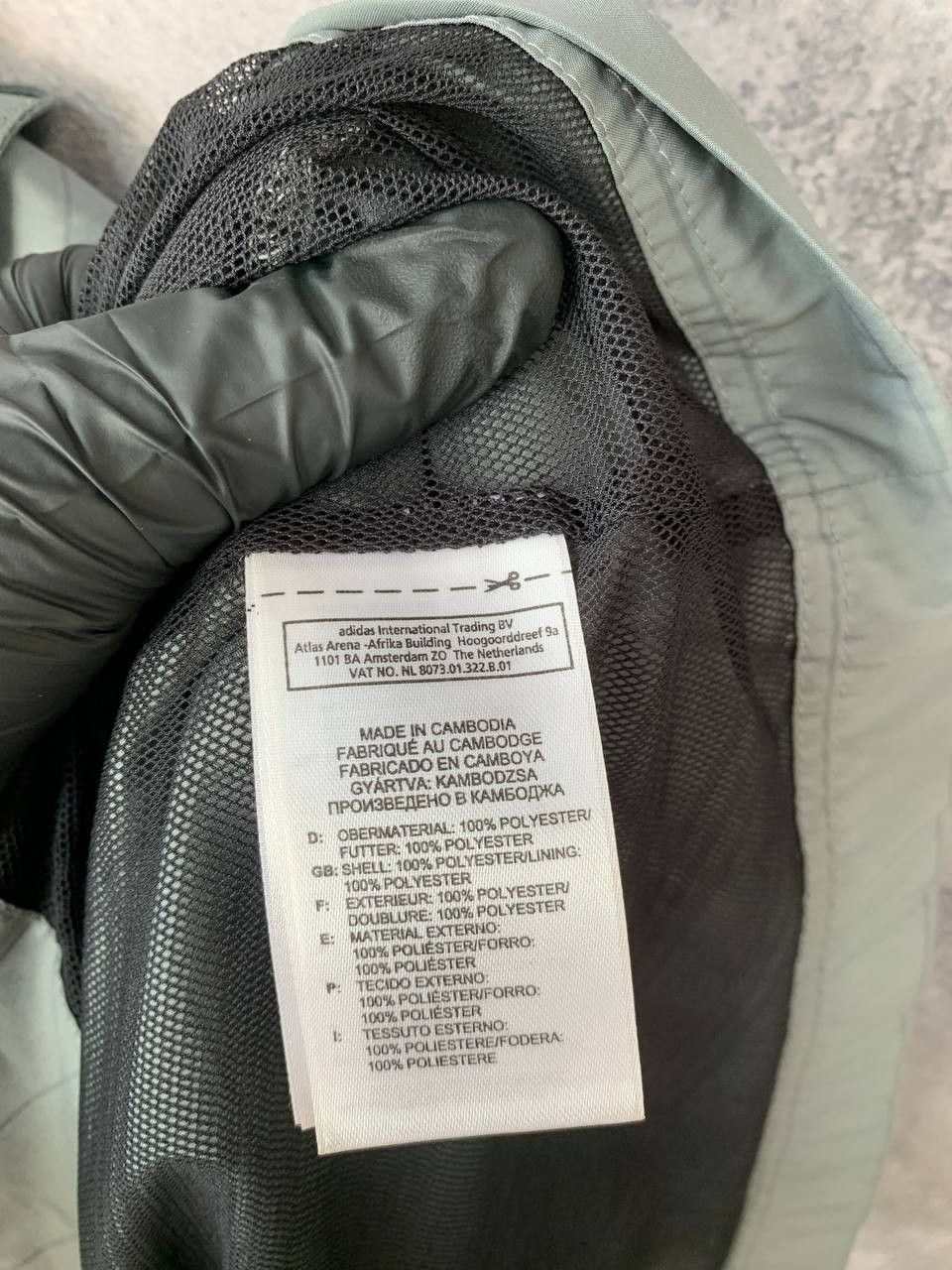 Adidas Adidas Climaproof Vintage 2010 Striped Jacket Gray size M Size US M / EU 48-50 / 2 - 12 Thumbnail