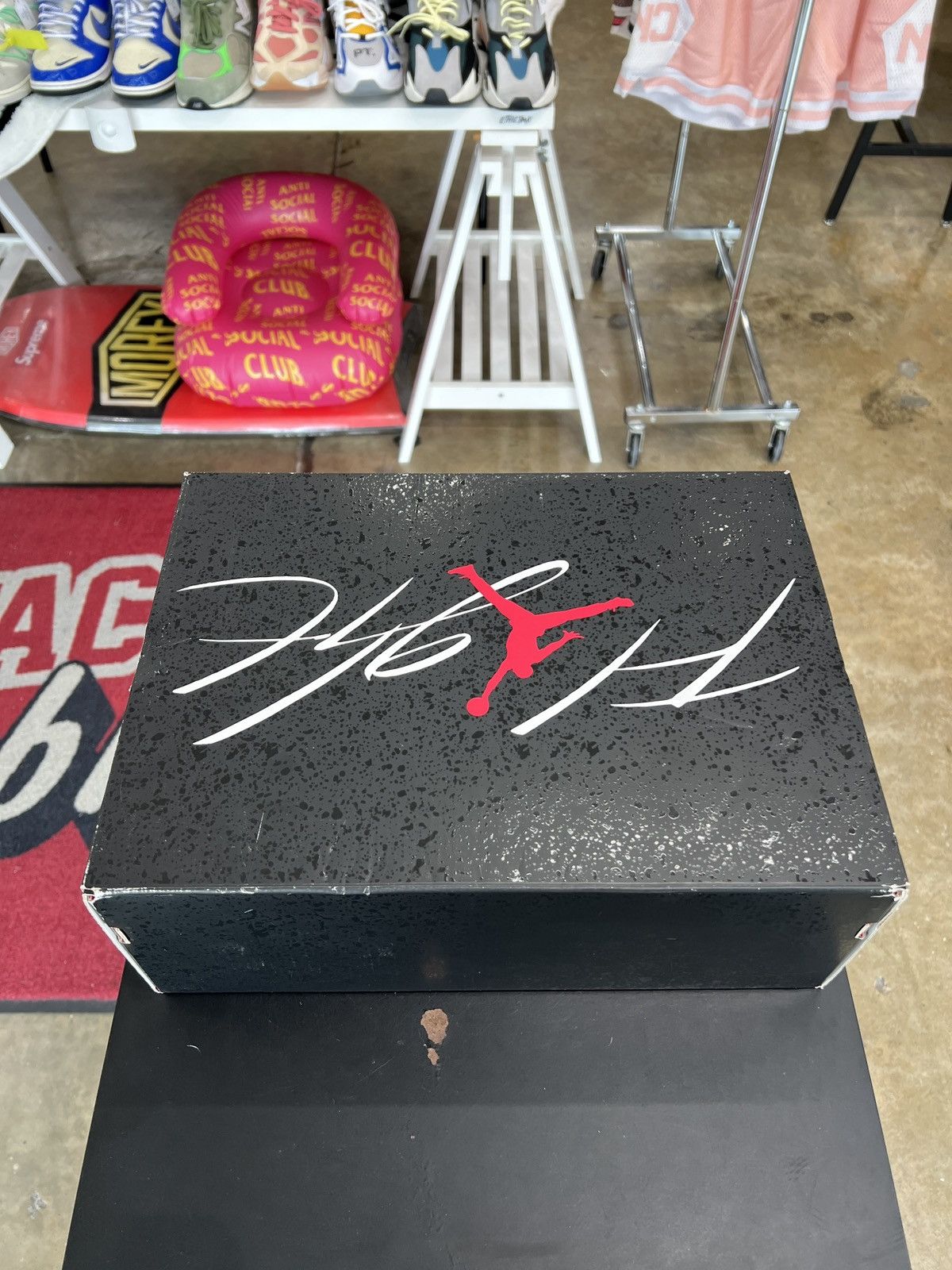 Jordan Brand Air Jordan 4 Red Cement Size 12 (2023) Size US 12 / EU 45 - 15 Thumbnail
