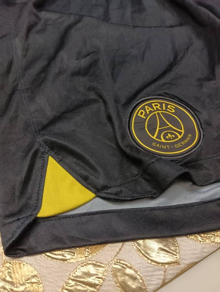 Jordan Brand Jordan Nike PSG soccer short pants Size US 32 / EU 48 - 4 Thumbnail