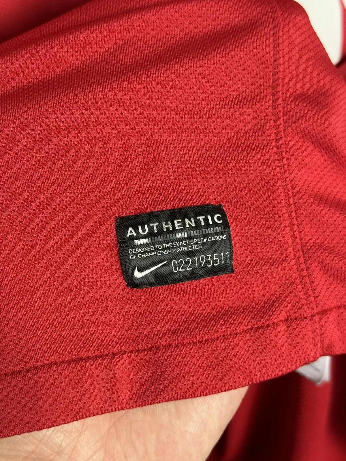 Nike Manchester United 11/12 Home Football Long Sleeve Jersey Size US M / EU 48-50 / 2 - 6 Thumbnail