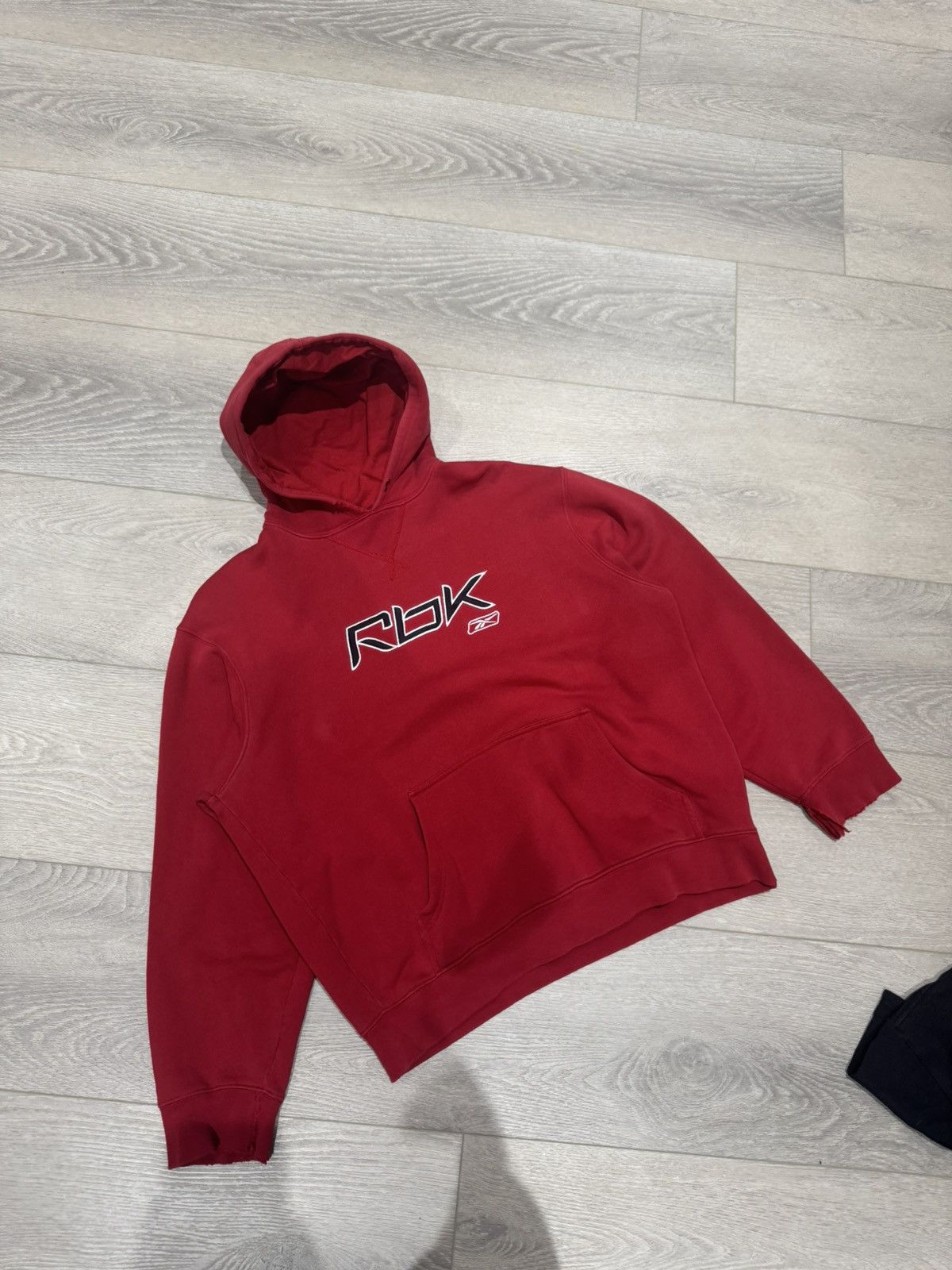 Japanese Brand × Vintage Vintage Baggy Red Reebok Hoodie Size US S / EU 44-46 / 1 - 1 Thumbnail