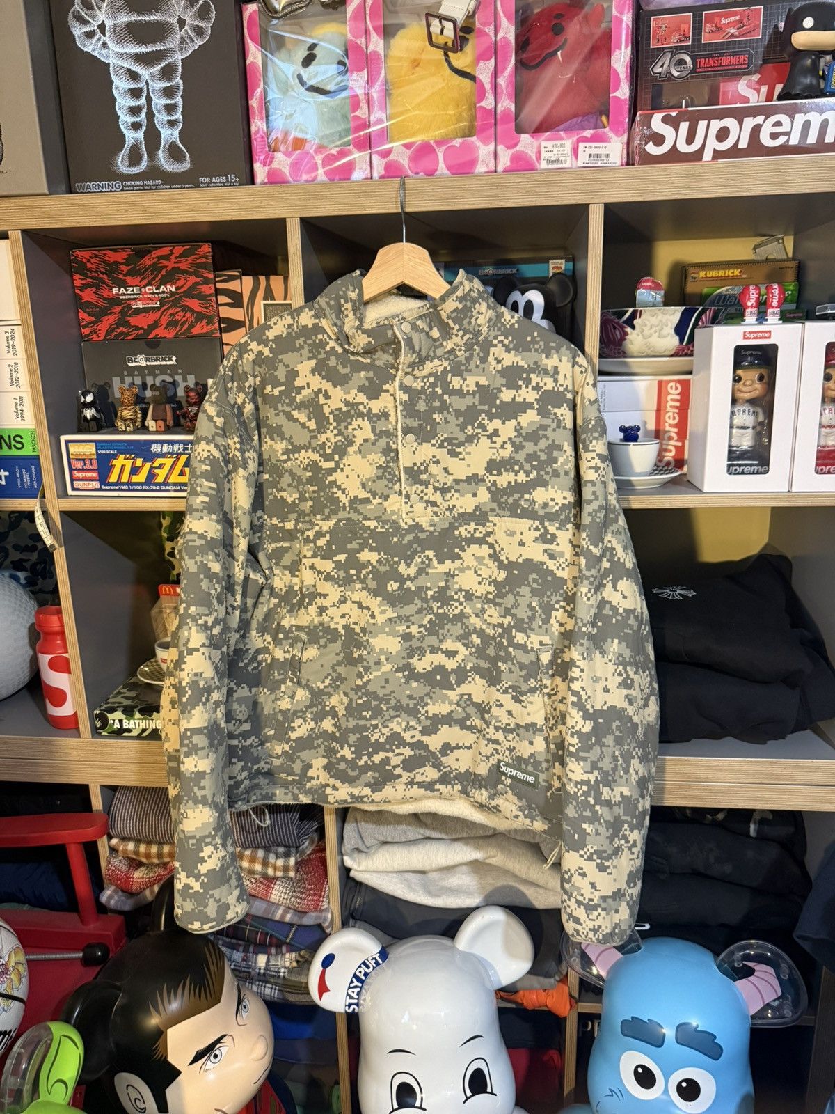 Supreme Supreme Digital Camo Polartec Shearling Reversible Size US M / EU 48-50 / 2 - 1 Thumbnail
