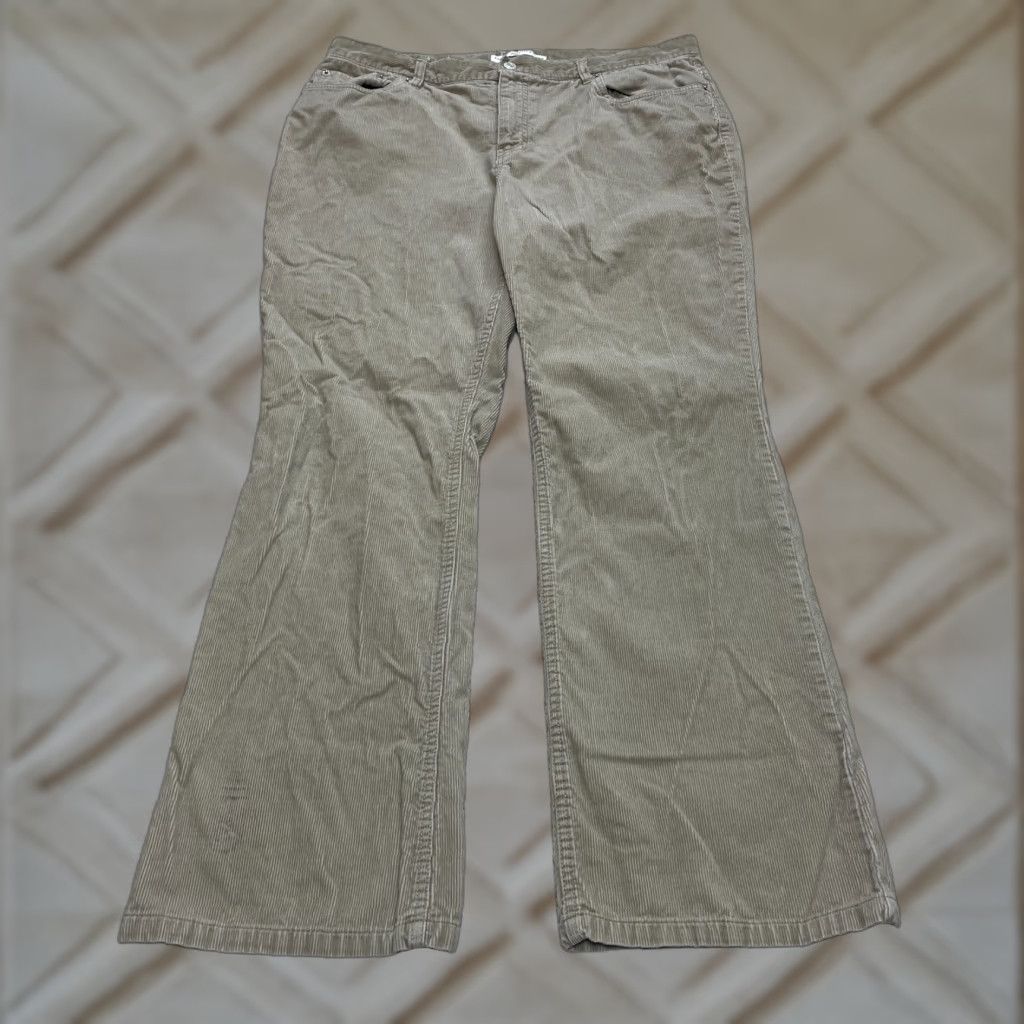 Tommy Hilfiger Tommy Hilfiger Jeans Womens 16 36x29.5 Brown Corduroy Bootcut High Rise Pants Size 38" / US 16 / IT 52 - 1 Thumbnail