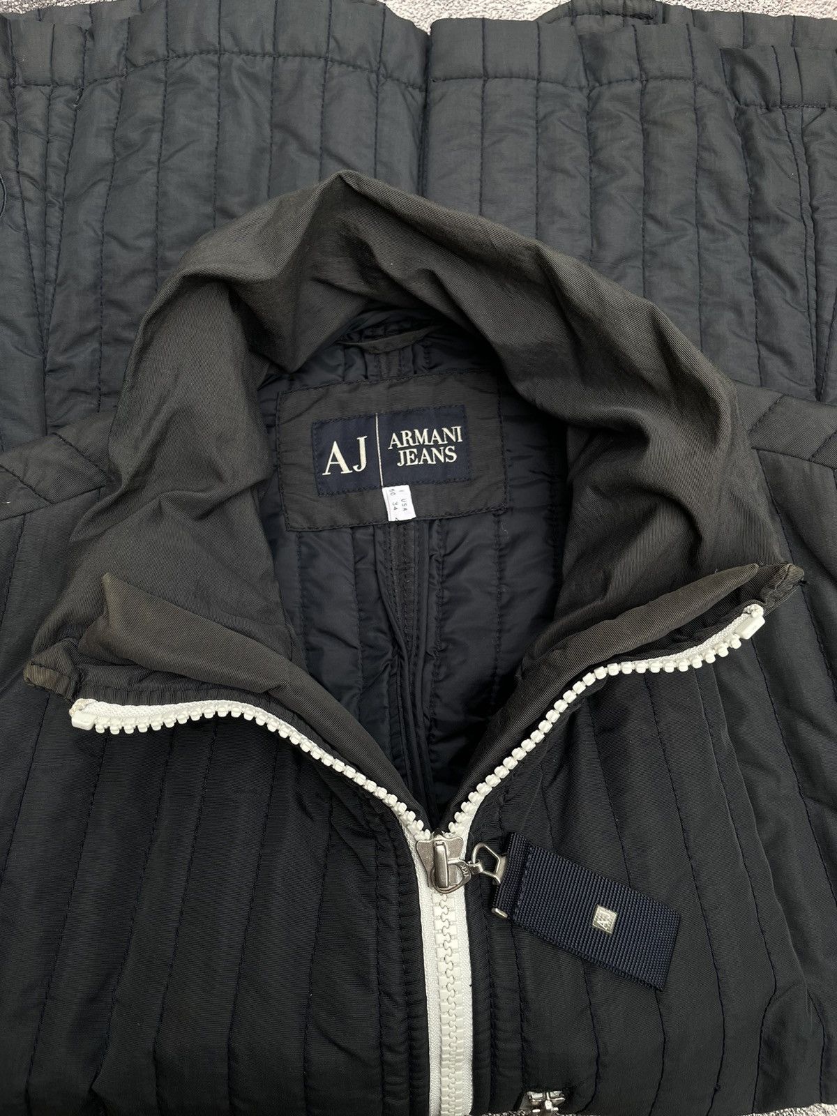 Armani 2000s Armani Padded Lines Navy Coat Jacket Size US L / EU 52-54 / 3 - 17 Thumbnail