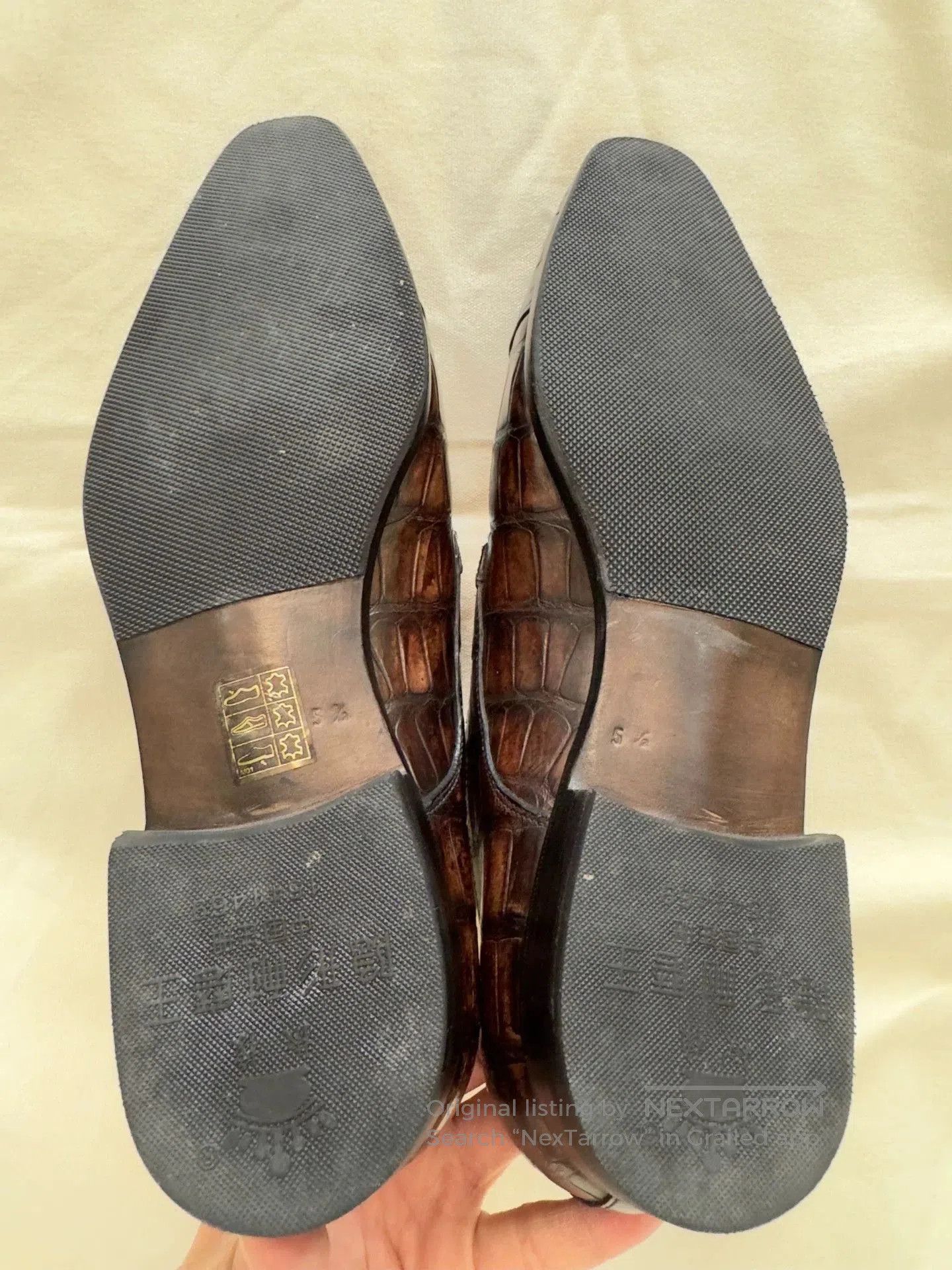 Santoni Brown Crocodile Texture Double Monk Strap Formal Shoes. Size US 6.5 / EU 39-40 - 7 Thumbnail
