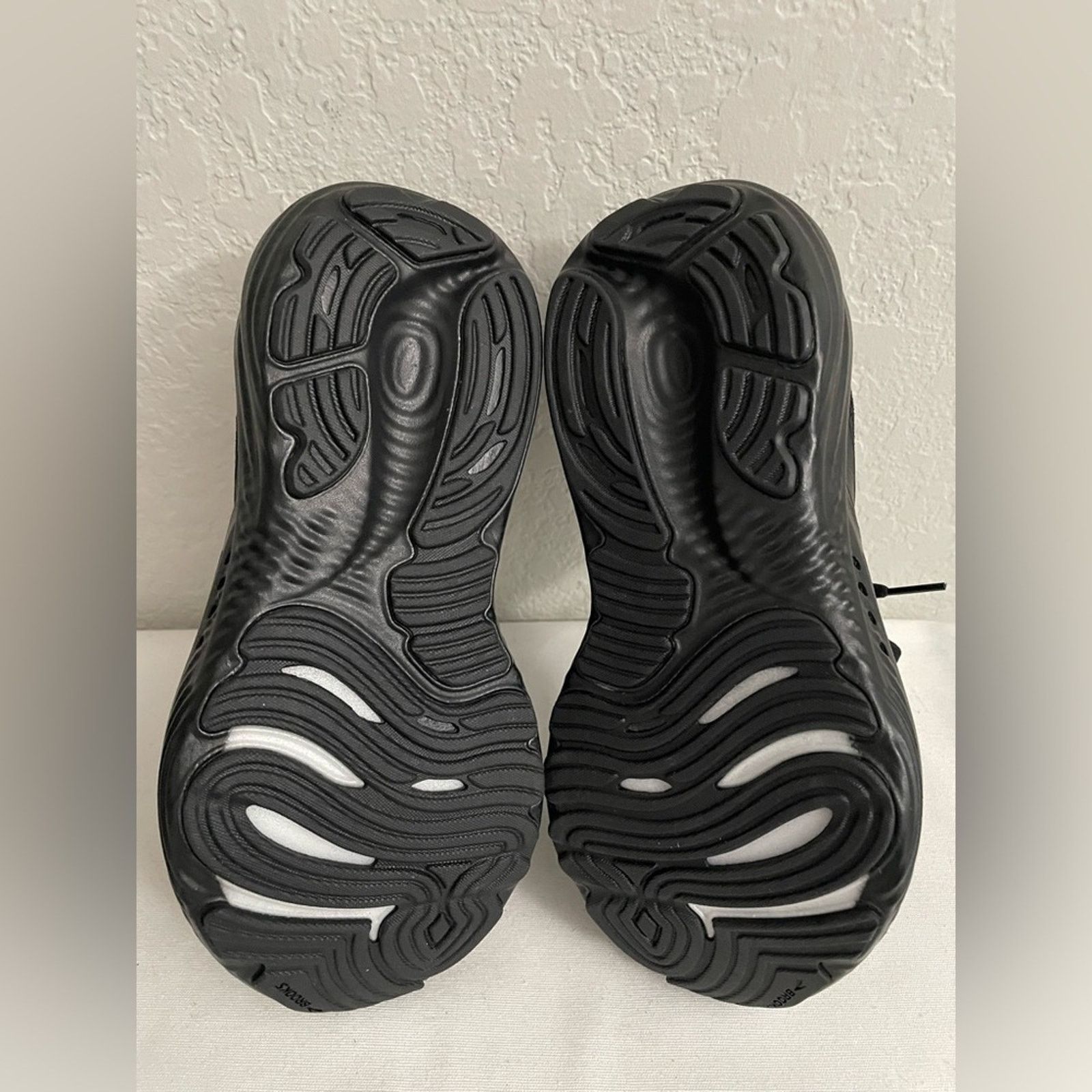 Brooks Brooks Glycerin 22 Running Shoe in Black Sneakers Women 6 Size US 6 / IT 36 - 8 Thumbnail