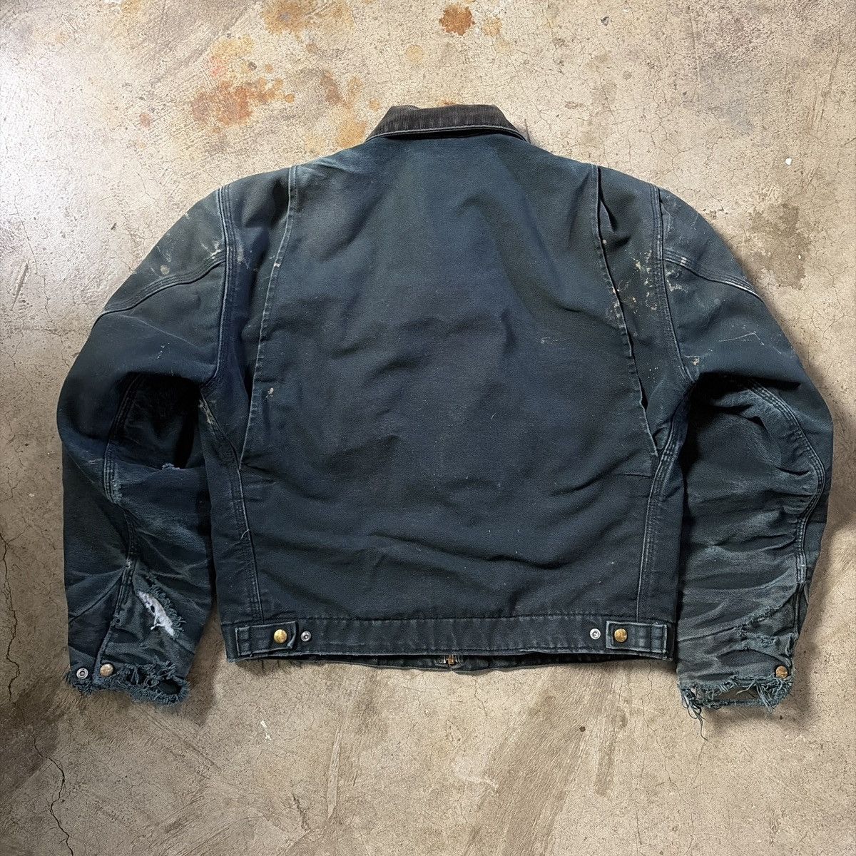 Carhartt Thrased distressed Carhartt Detroit jacket Black J01 BLK Size US M / EU 48-50 / 2 - 6 Thumbnail