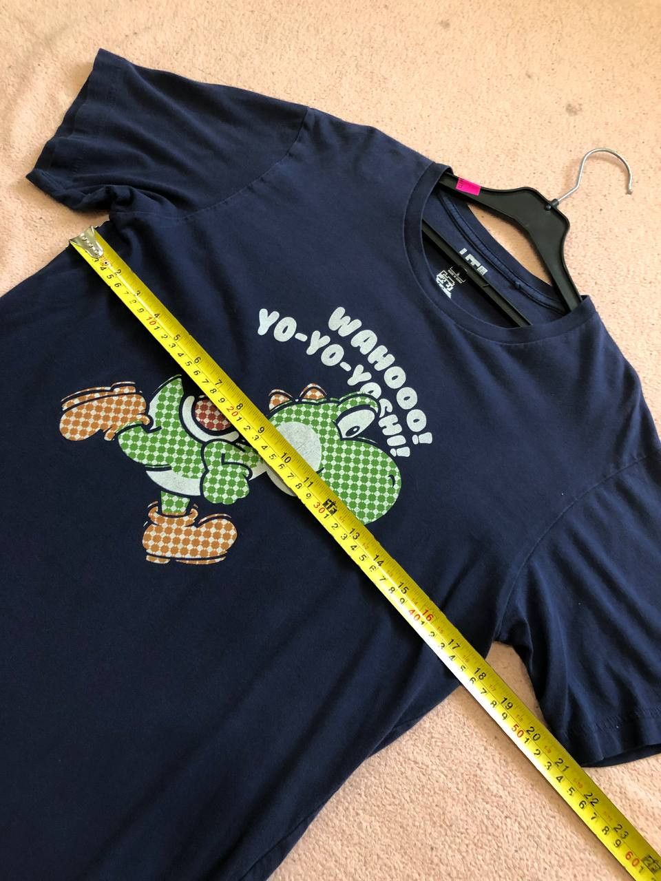 Uniqlo Uniqlo T-shirt Graphique Super Mario Nintendo Yoshi Size S Size US S / EU 44-46 / 1 - 8 Thumbnail