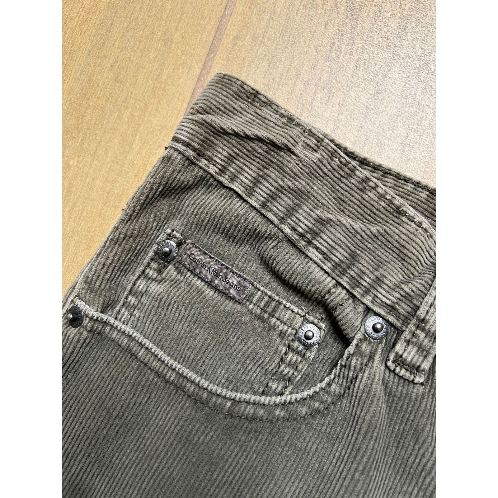 Calvin Klein Vintage Calvin Klein Corduroy Jean Sz 33x30 Straight Leg Y2K Size US 33 - 4 Thumbnail