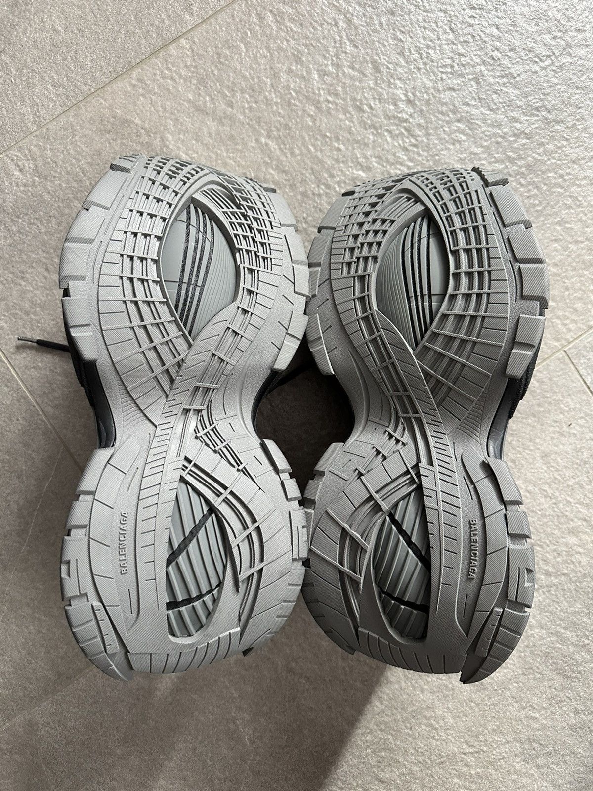 Balenciaga [42] Spring25 Reduced Platform sneakers Size US 9 / EU 42 - 12 Thumbnail