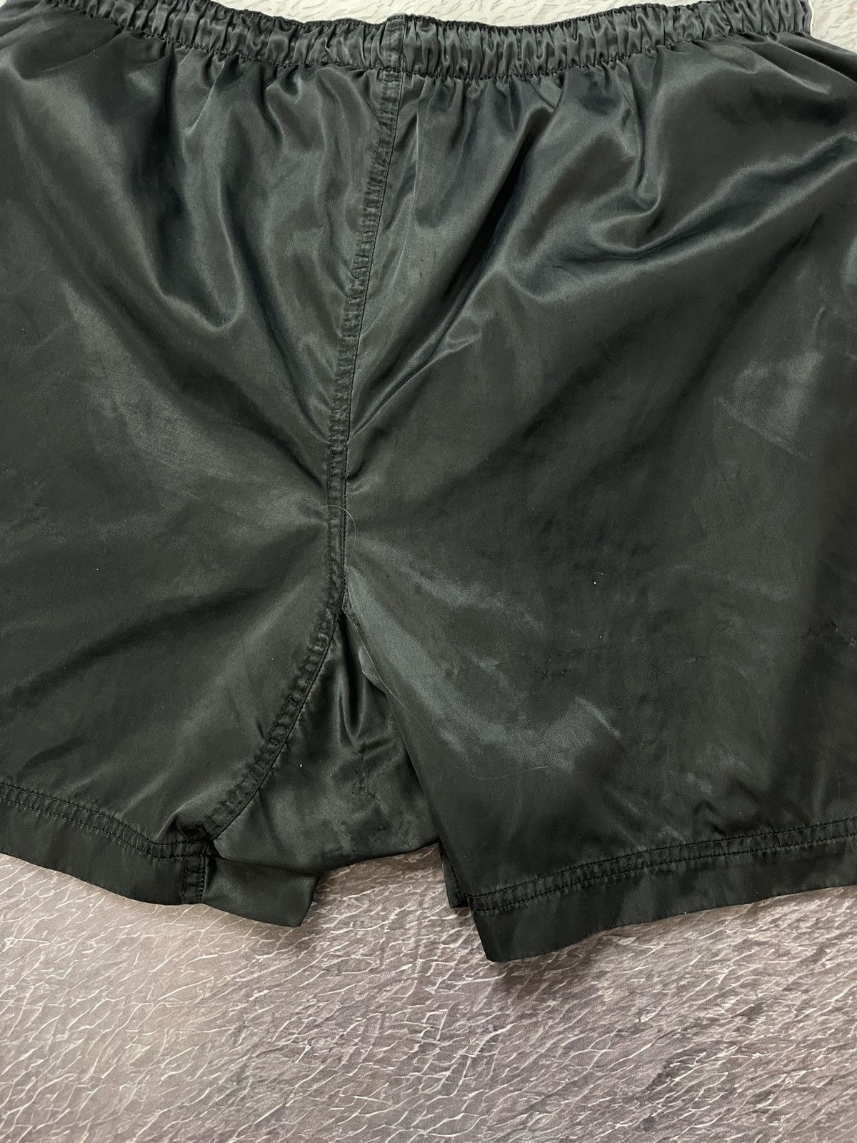 Nike Nike vintage 90s Tirol Innsbruck black nylon shorts Size US 34 / EU 50 - 8 Thumbnail