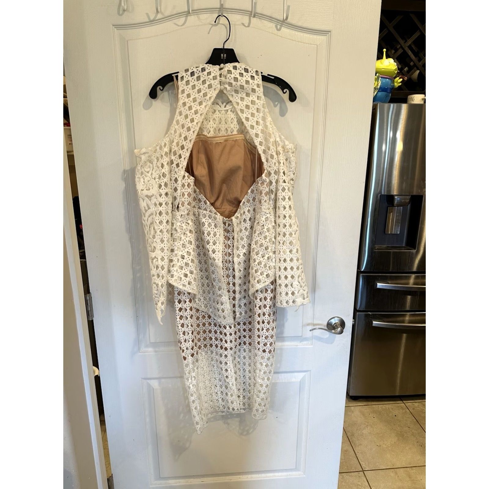 Vintage THURLEY MIDI DRESS Ivory Lined Cold Shoulder Staccato 14 Women Pencil Dress Open Back Tan Lining Sized 14 Size XL / US 12-14 / IT 48-50 - 3 Thumbnail