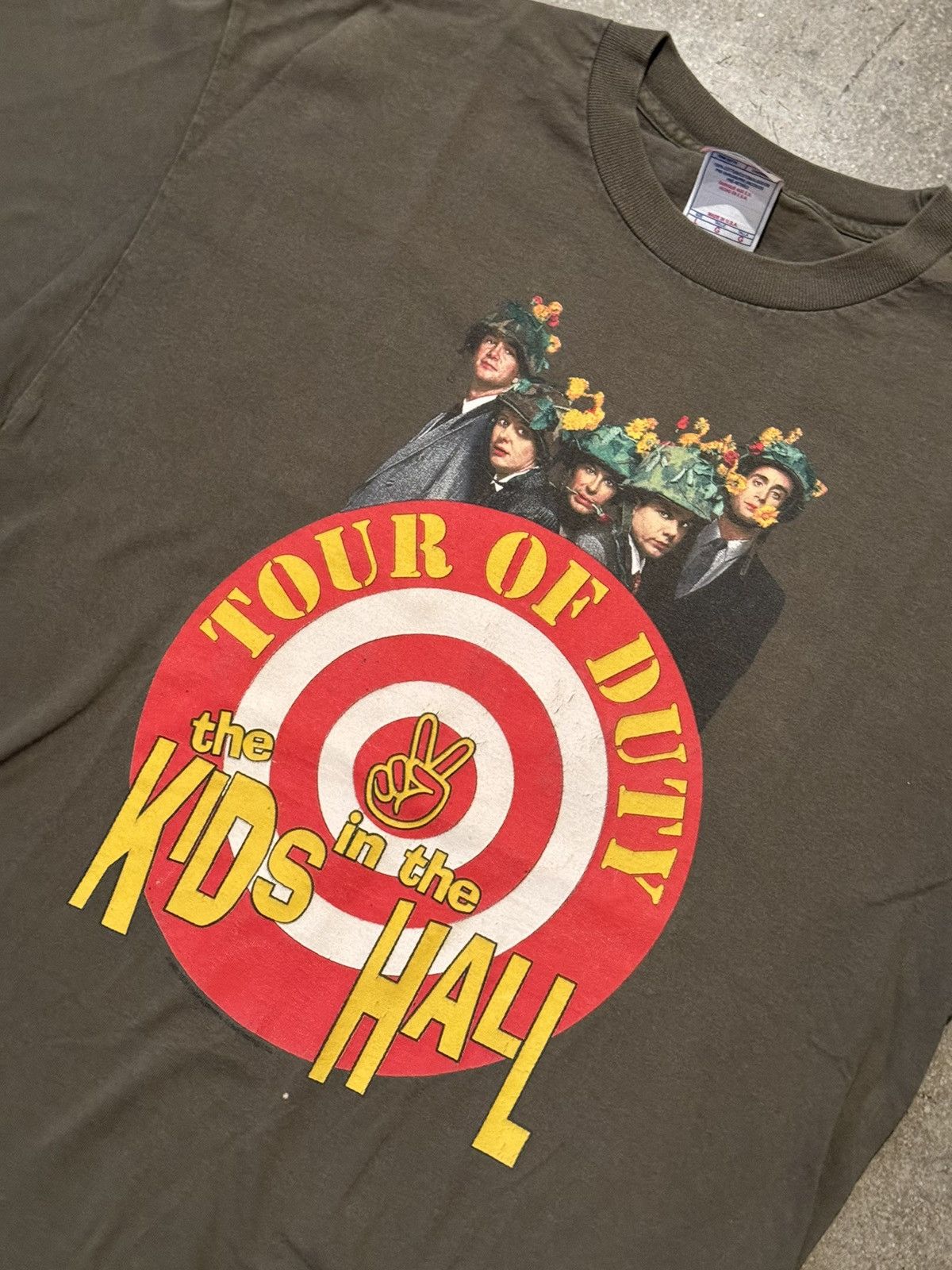 Band Tees × Vintage Vintage 2002 The Kids in The Hall “Tour of Duty” Graphic Tee Size US L / EU 52-54 / 3 - 2 Thumbnail