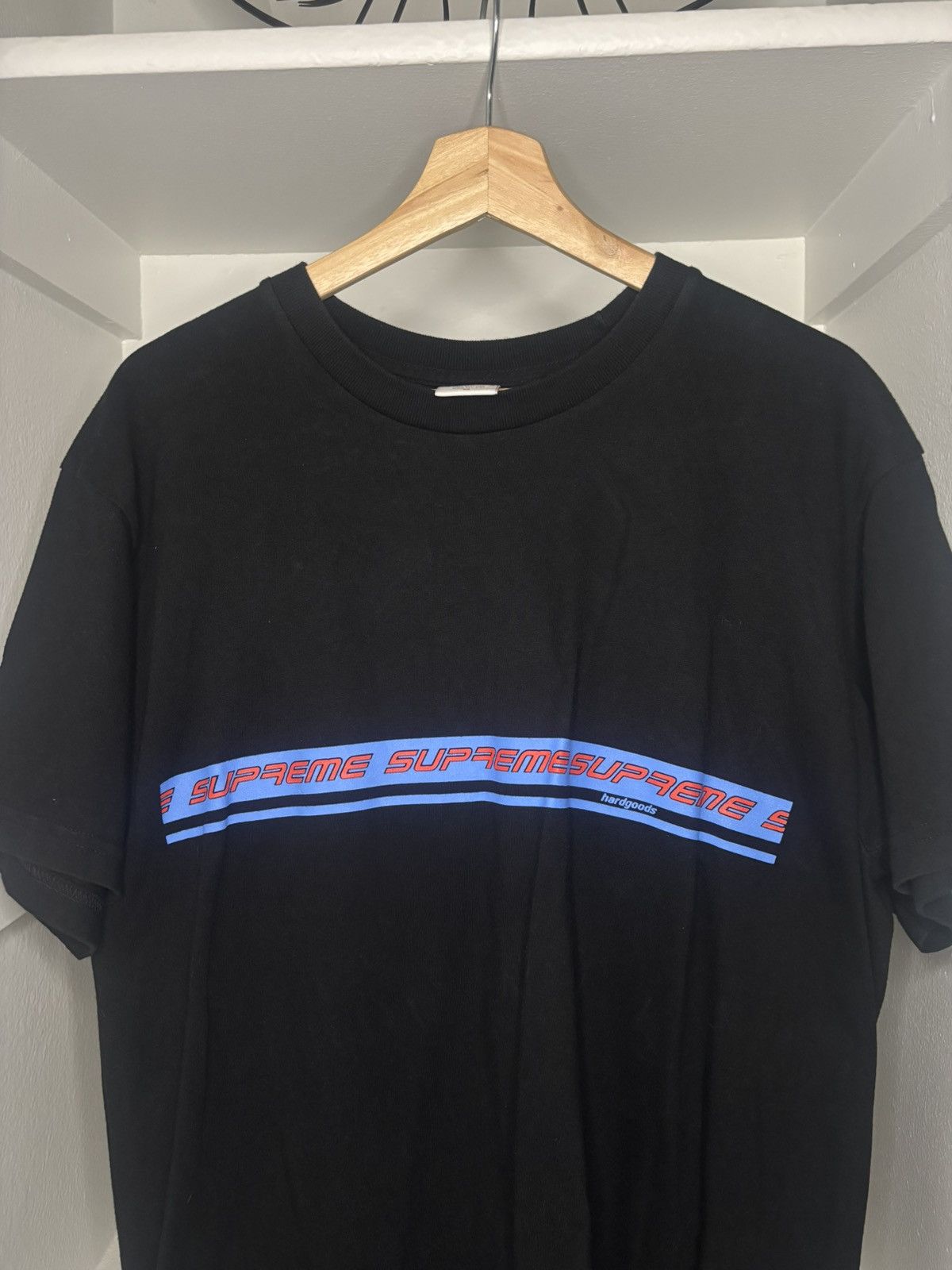 Supreme Supreme hardgoods wrap around print tee Size US M / EU 48-50 / 2 - 2 Thumbnail