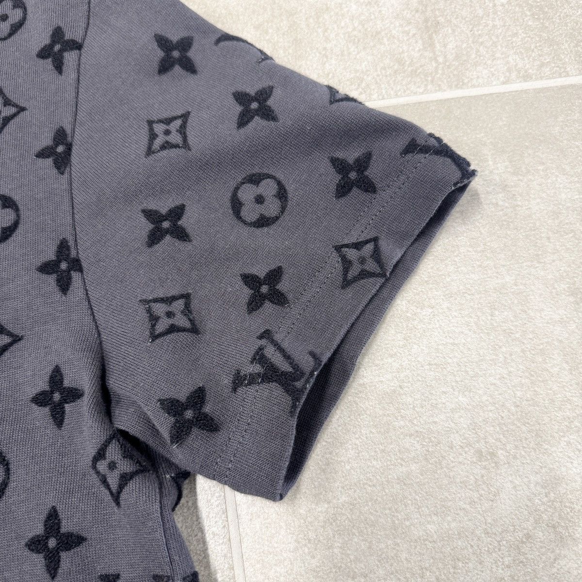 Louis Vuitton Louis Vuitton Monogram T-Shirt In Grey RRP £1090 Size US S / EU 44-46 / 1 - 4 Thumbnail