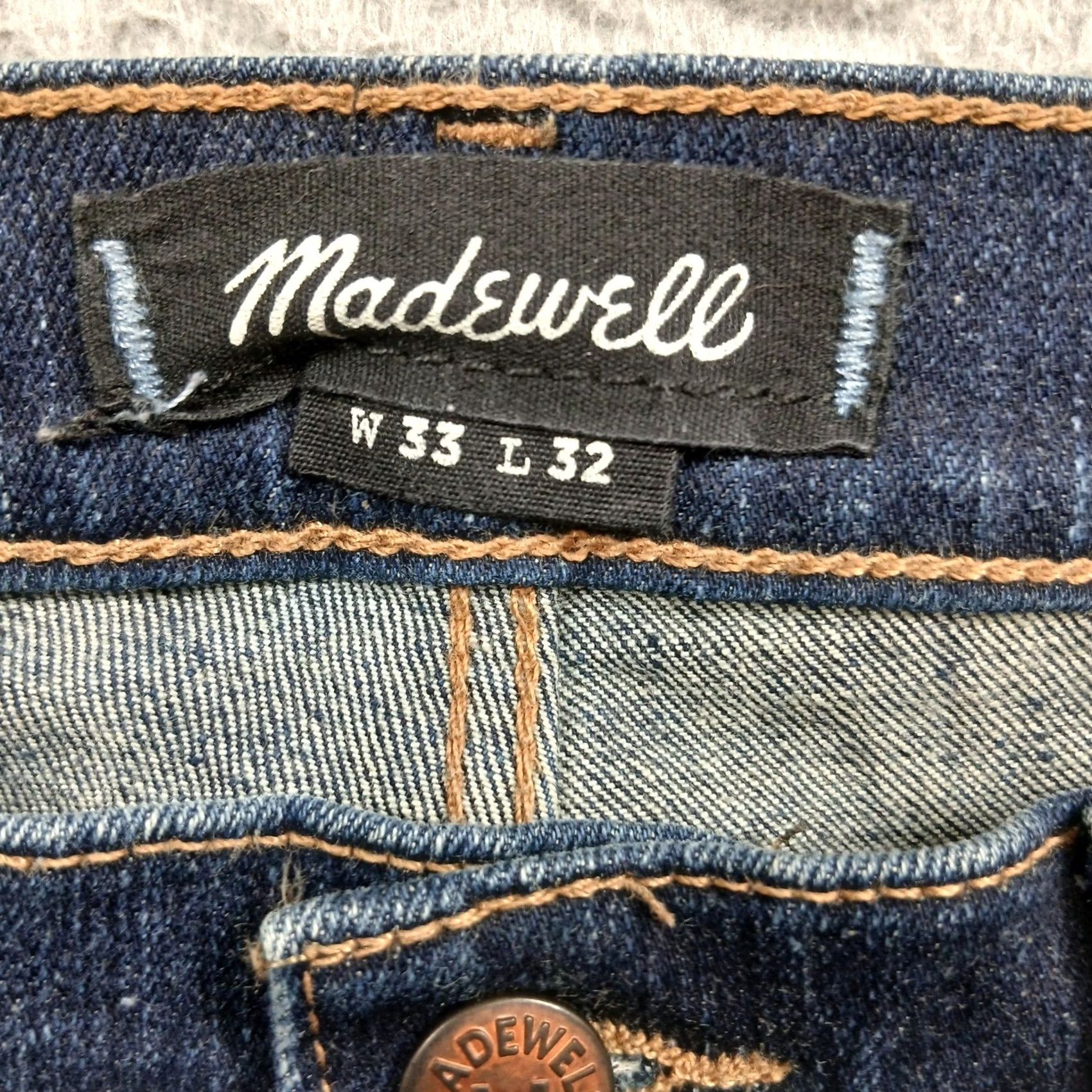 Madewell Madewell Jeans Straight Leg Men W33 L32 Dark Indigo EUC Size US 33 - 4 Thumbnail