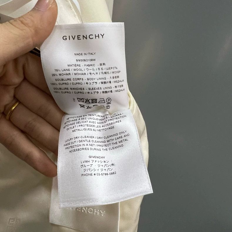 Givenchy Givenchy Beige Buckle Suit Size US XL / EU 56 / 4 - 4 Thumbnail