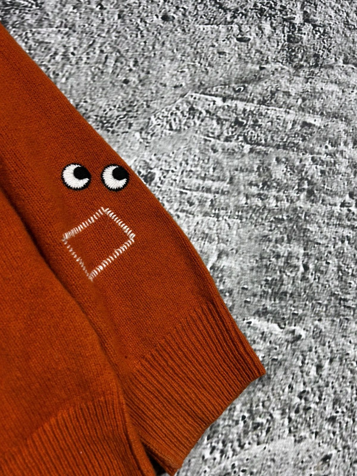 Anya Hindmarch × Uniqlo Anya Hindmarch Uniqlo Sweater Orange Size XL / US 12-14 / IT 48-50 - 2 Thumbnail