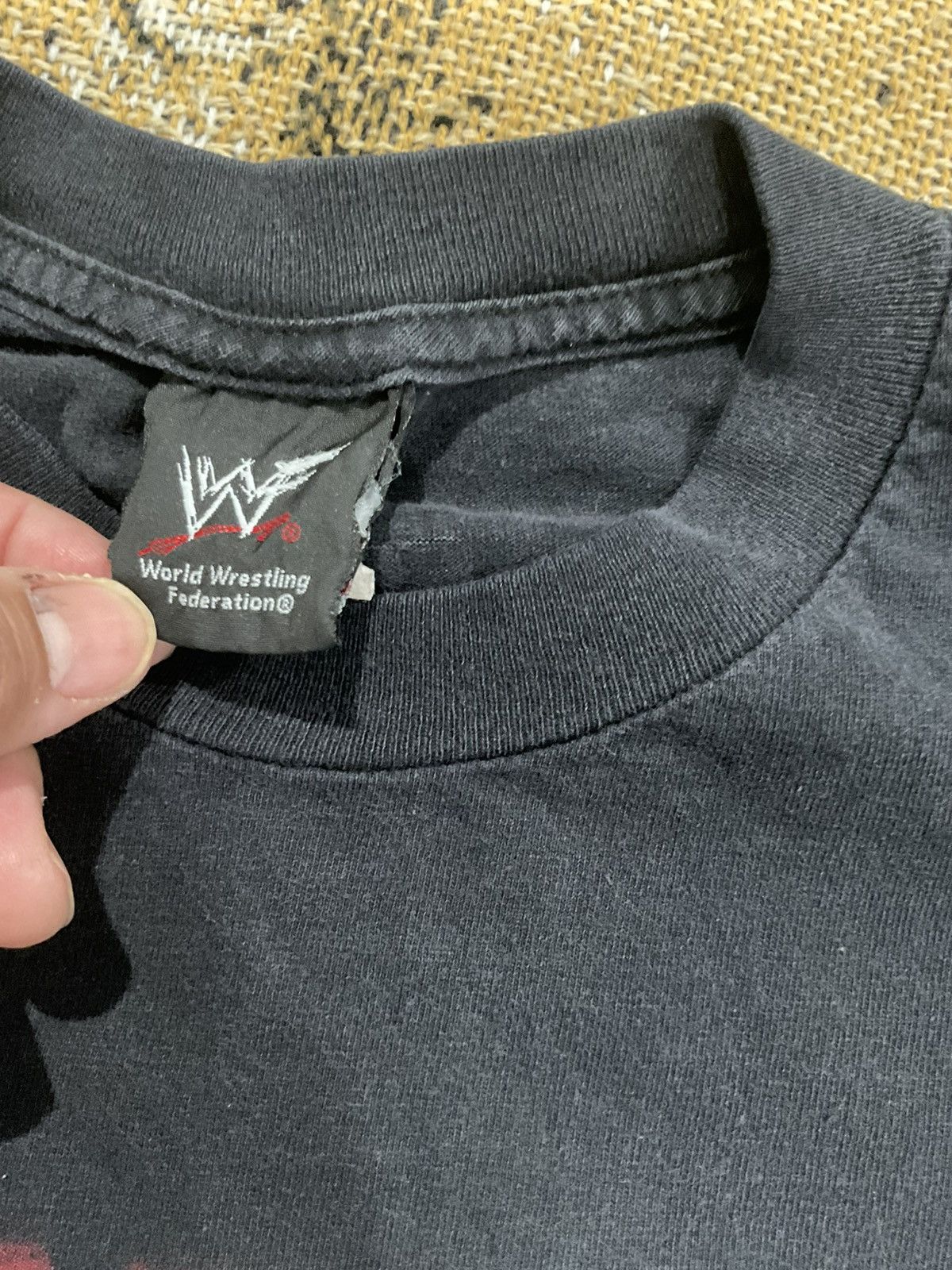 Vintage Vintage wwf wwe the rock Dwayne Johnson shirt 2001 large Size US L / EU 52-54 / 3 - 3 Thumbnail