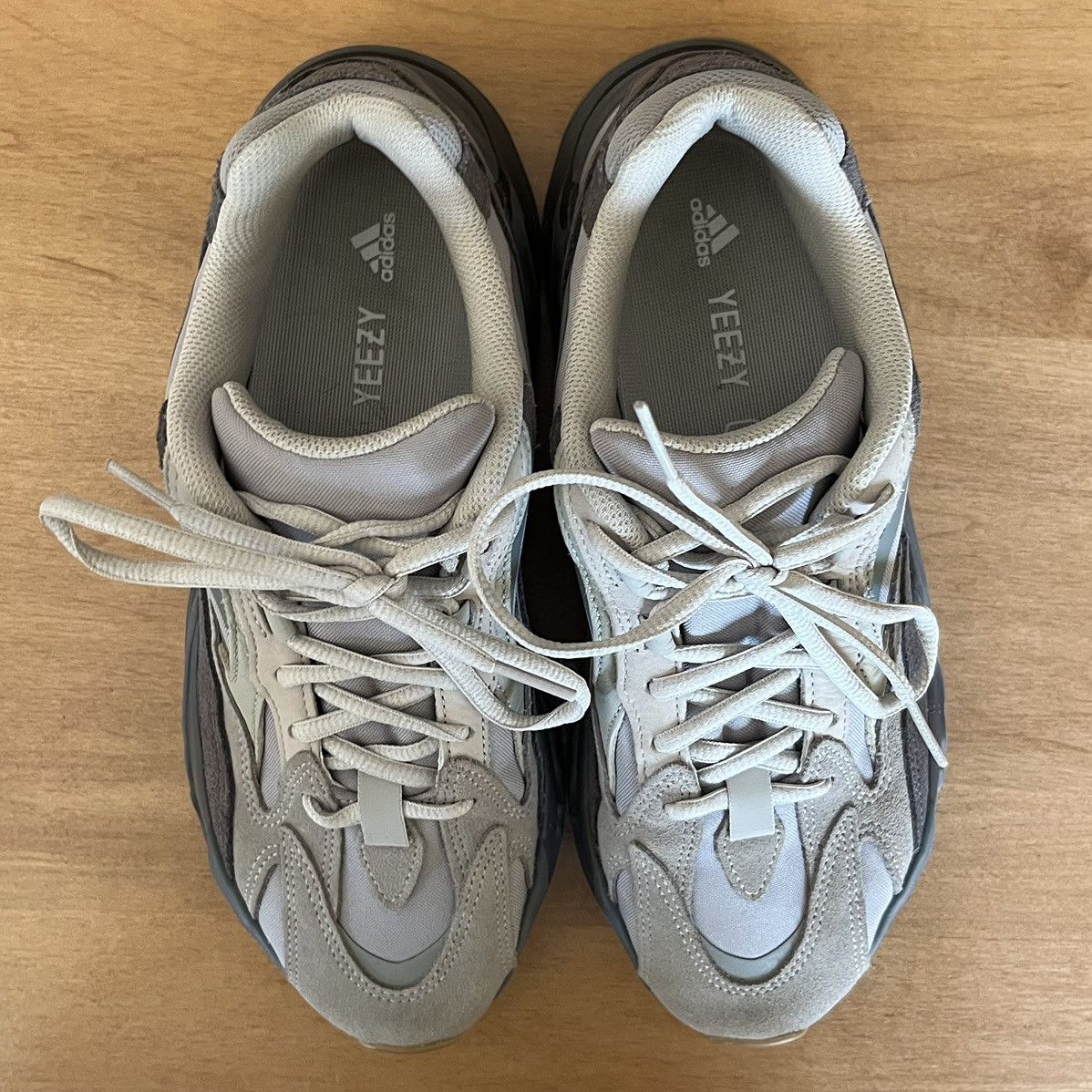 Adidas × Kanye West Adidas Yeezy Boost 700 V2 "Tephra" Size US 8 / EU 41 - 4 Thumbnail