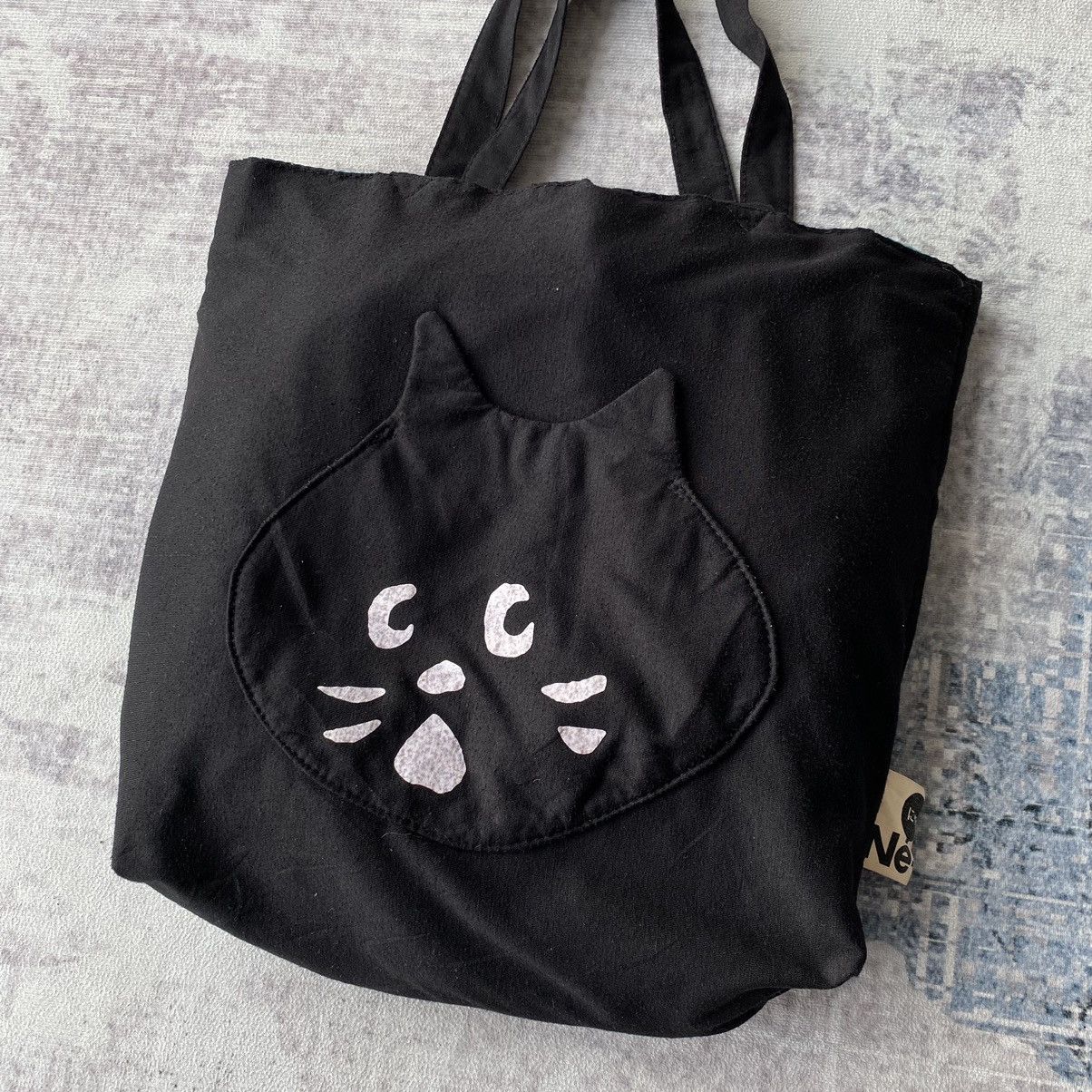 Issey Miyake Ne-Net by Issey Miyake Cat ‘Nya’ Reversible Tote Bag Size ONE SIZE - 4 Thumbnail