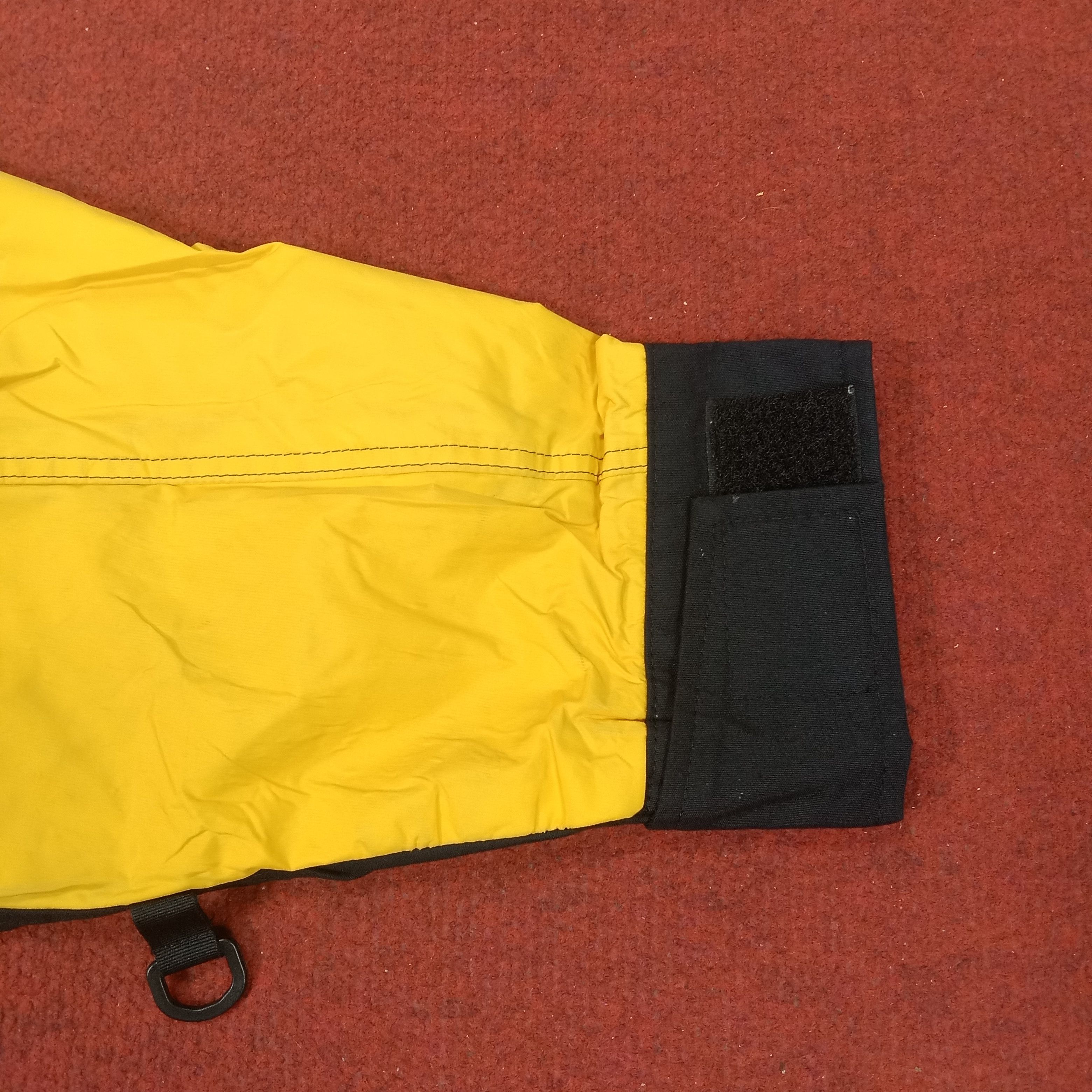 Vintage The North Face Outdoor Style Windbreaker Jacket dp1 Size US L / EU 52-54 / 3 - 10 Thumbnail