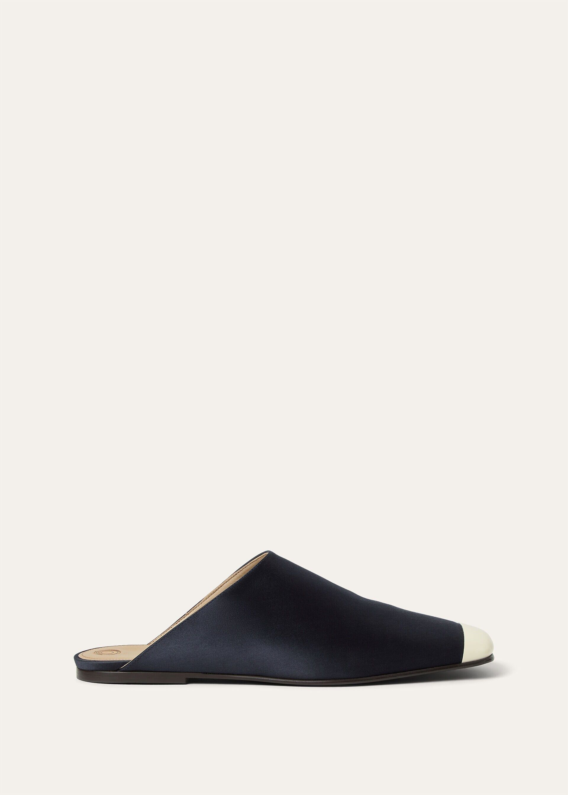 Loro Piana os11x0326 FAQ9676 Alba Flat Mules in Neon Navy Size US 8 / IT 38 - 1 Thumbnail