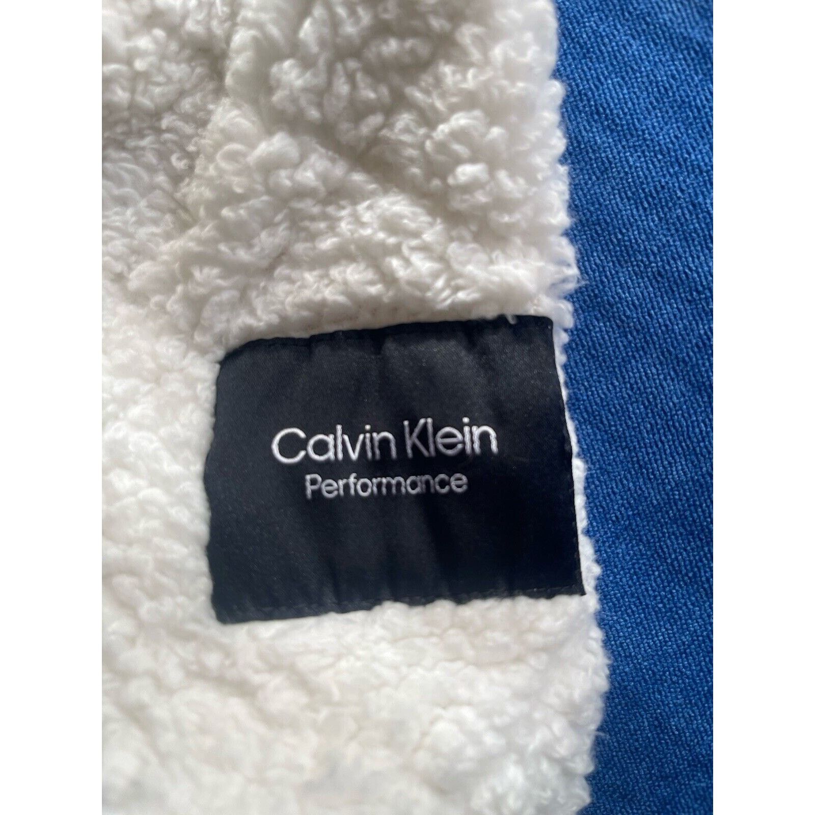 Calvin Klein Calvin Klein Performance Teddy Zip Up Jacket S Gentle Wear Size S / US 4 / IT 40 - 2 Thumbnail