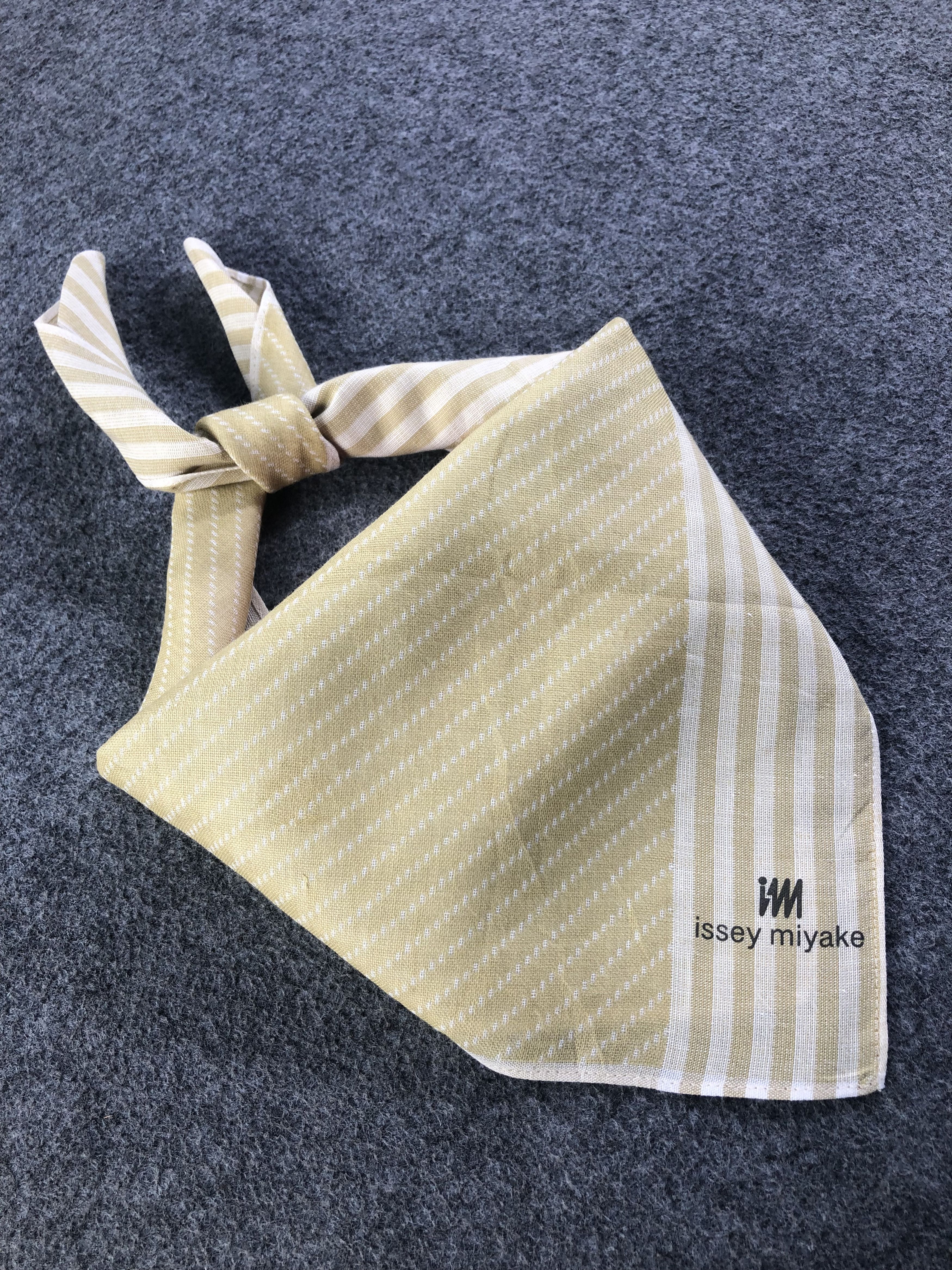 Issey Miyake Issey Miyake Handkerchief / Bandana / Neckerchief Size ONE SIZE - 2 Thumbnail
