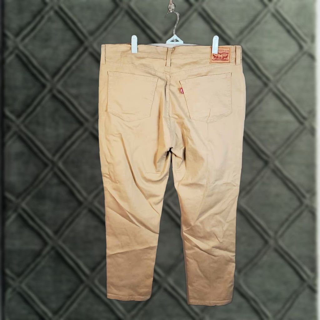 Levi's Levi's Womens Boyfriend Chino Pants Brown 33 38 x 26 Regular Womens Size 24" / US 00 / IT 34 - 1 Thumbnail