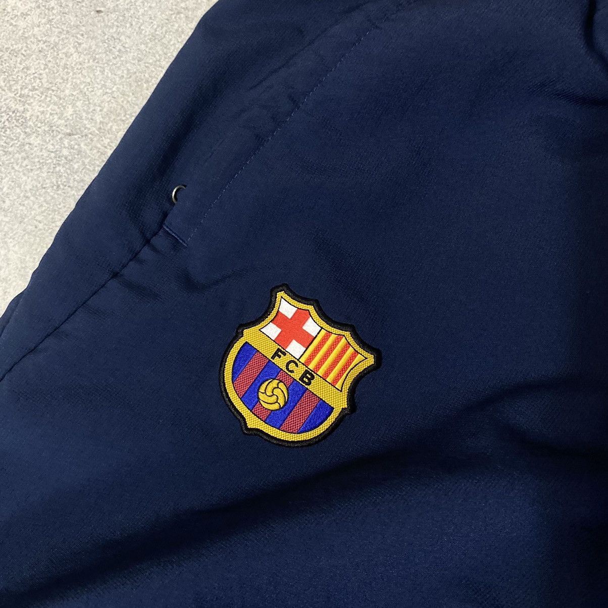 Nike Vintage nike track pants barcelona Y2K drill nylon Size US 30 / EU 46 - 6 Thumbnail