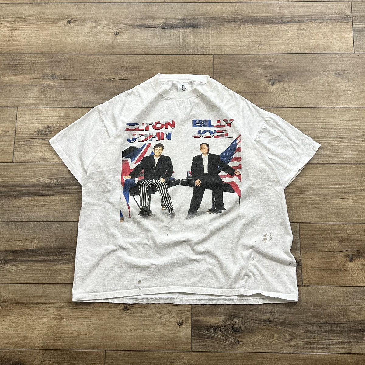 Other Vintage 1995 Elton John & Billy Joel Single Stitch Band Tee Size US XXL / EU 58 / 5 - 1 Thumbnail