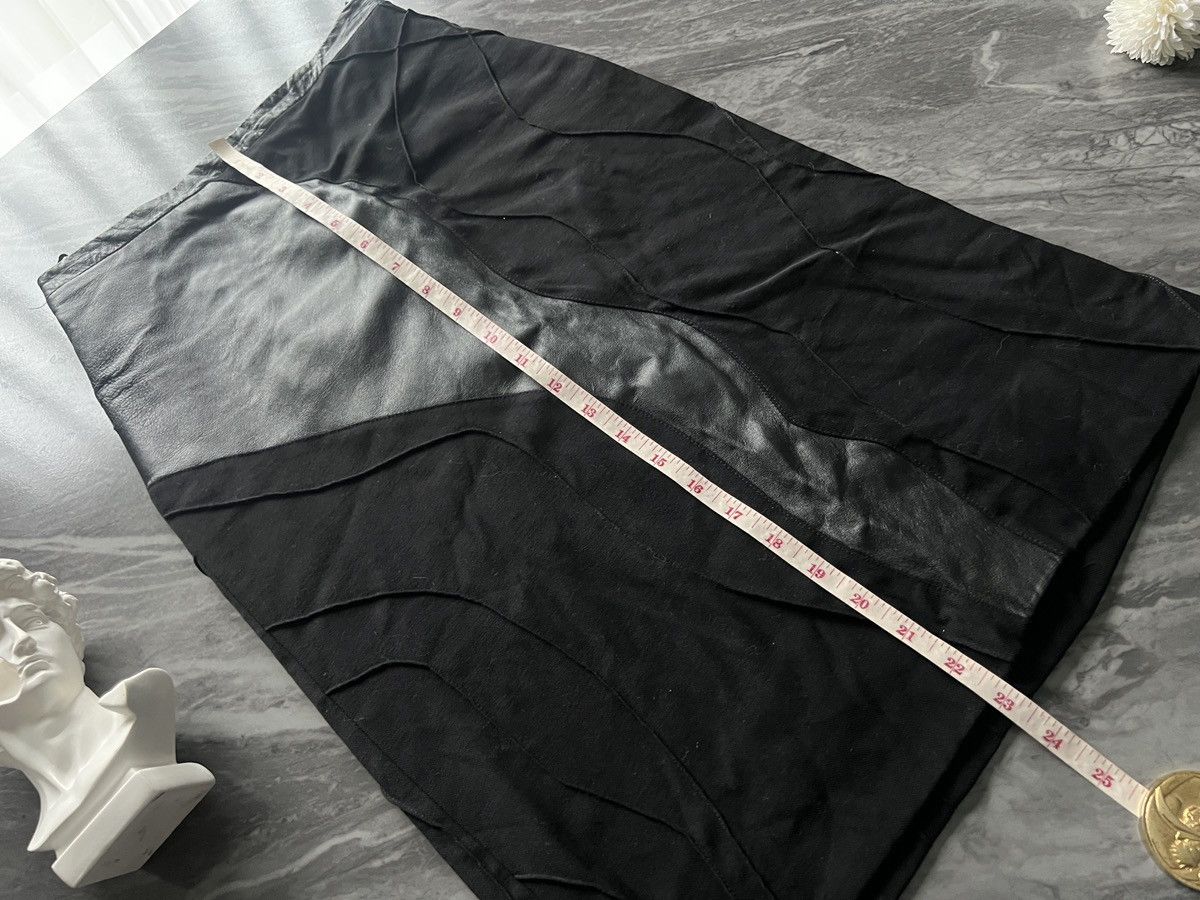 Versace Versus : Versace Midi Skirt Two Layer Wave Made In IT Size 25" / US 0 / IT 36 - 14 Thumbnail