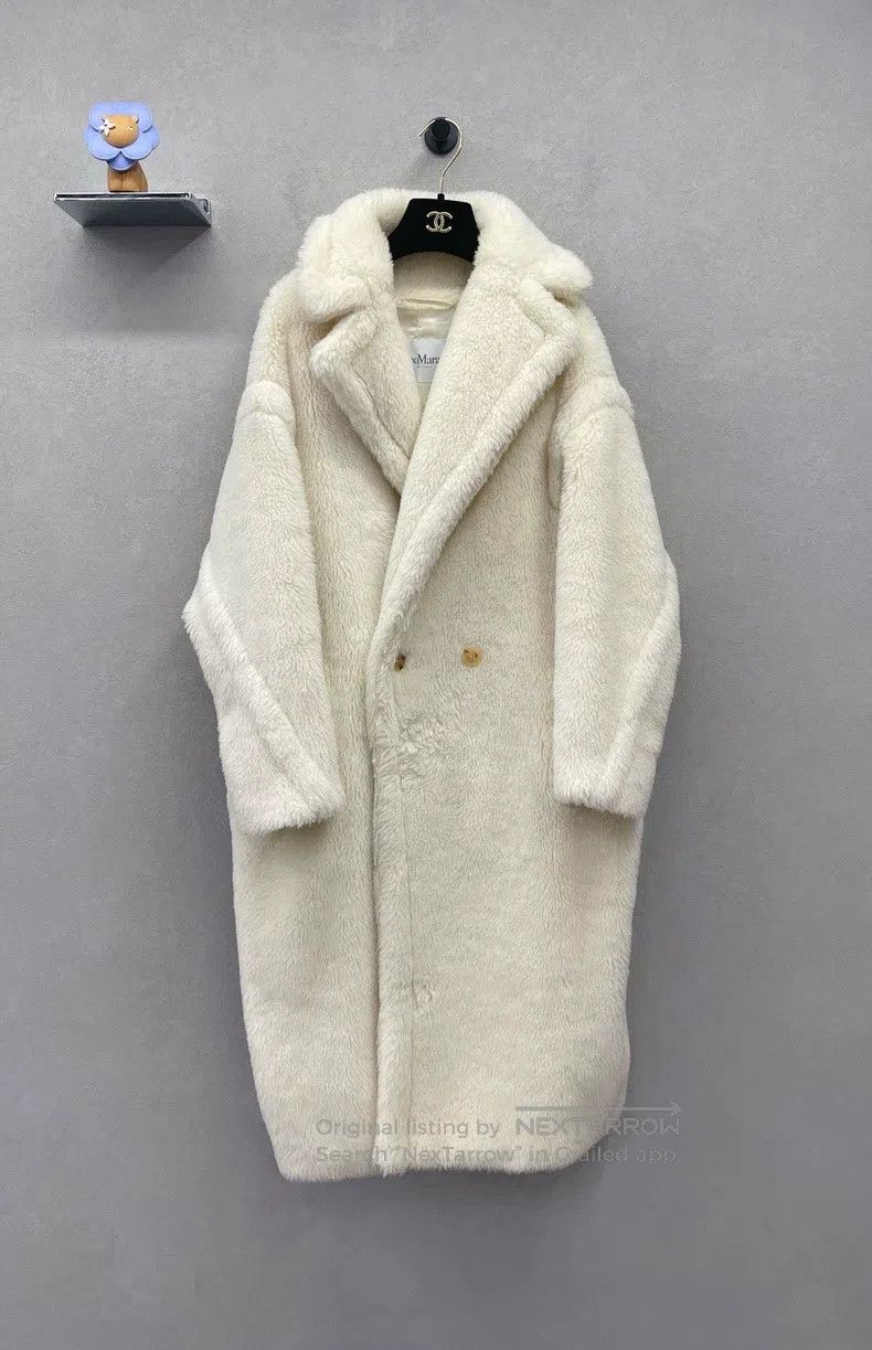 Max Mara Max Mara Teddy Bear White Long Collar Coat Size XS / US 0-2 / IT 36-38 - 1 Thumbnail