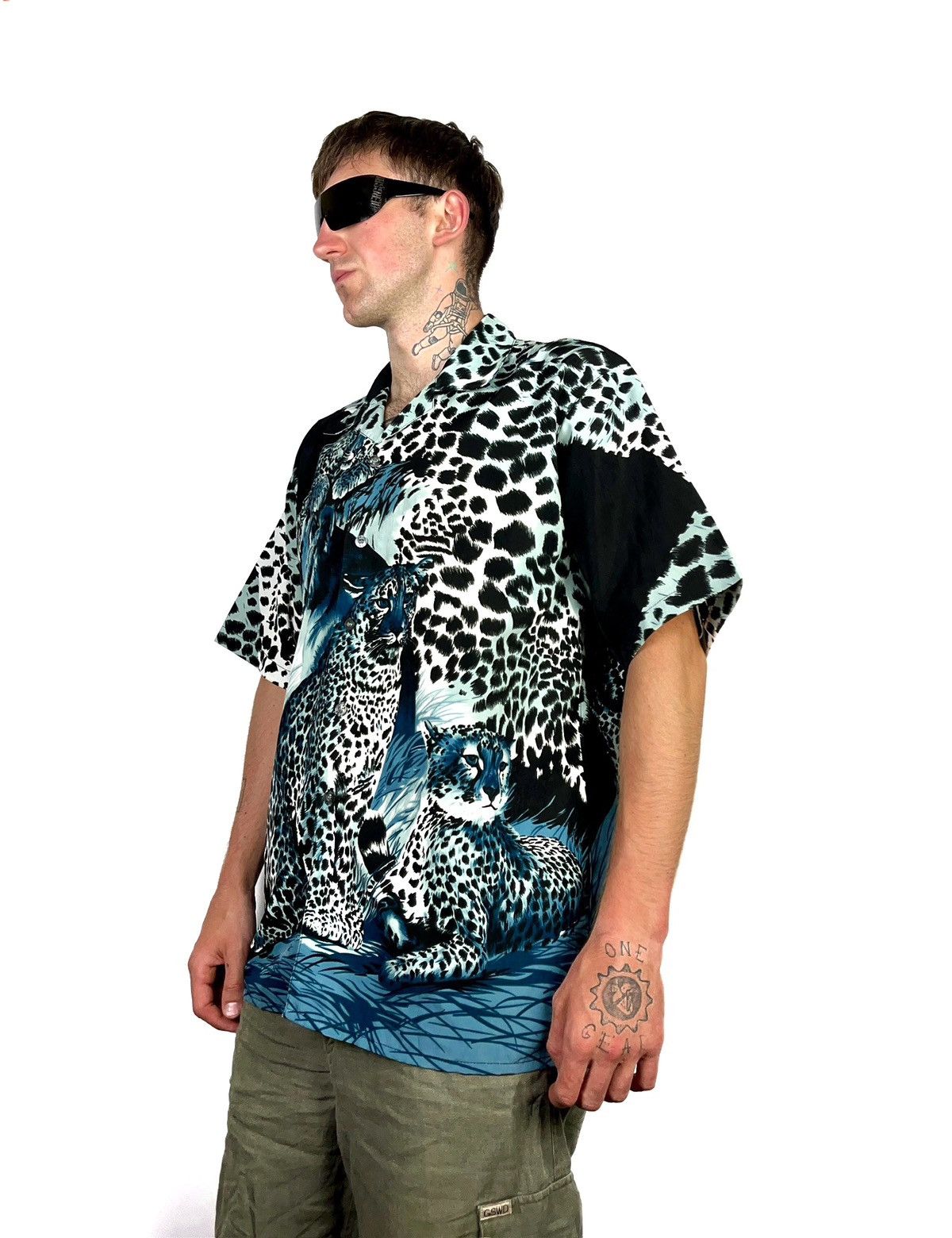 Other 🐆Leopard print button up short sleeve shirt Size US XXL / EU 58 / 5 - 2 Thumbnail