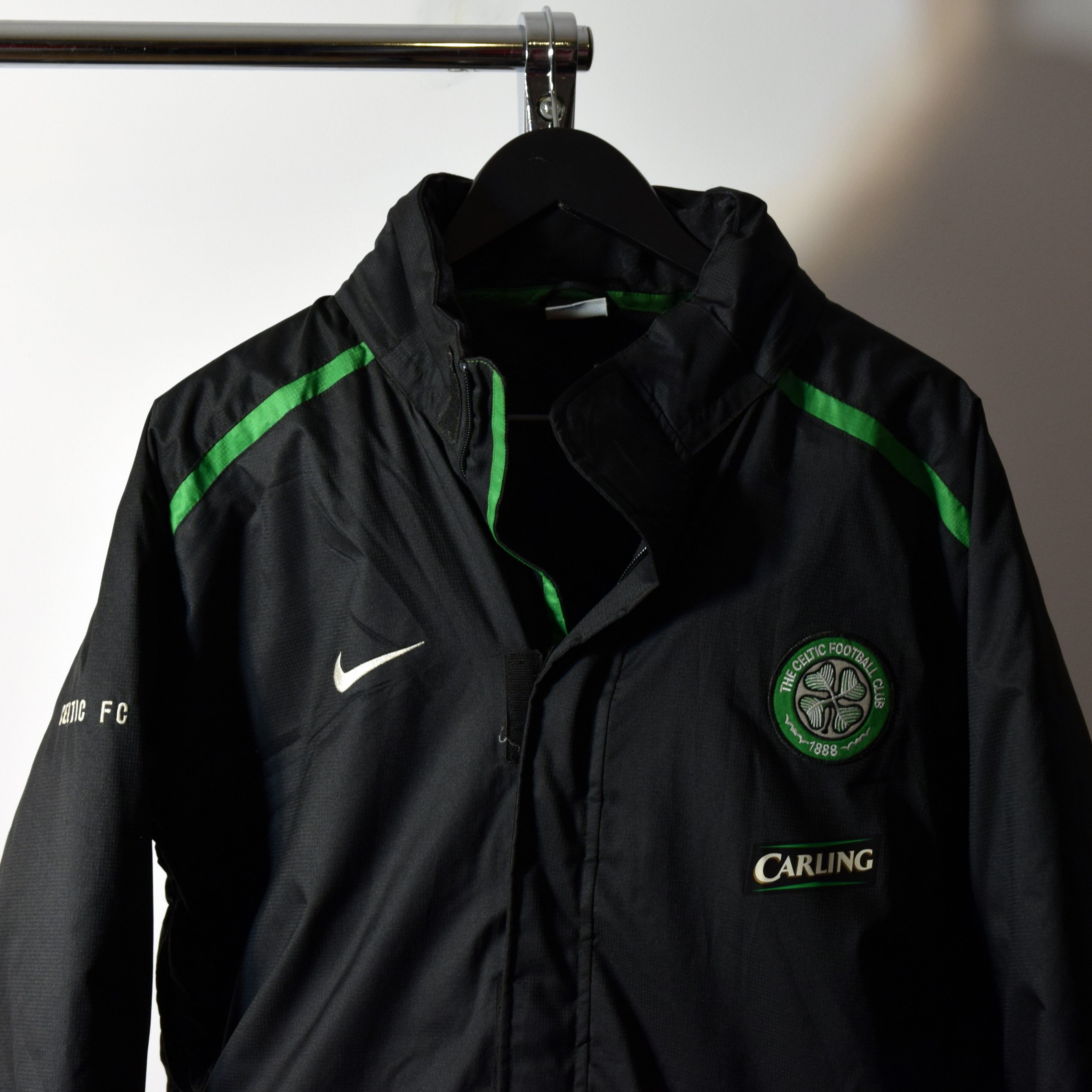 Nike × Vintage Vintage Soccer Celtic Glasgow soccertrack jacket Nike size L Size US L / EU 52-54 / 3 - 4 Thumbnail
