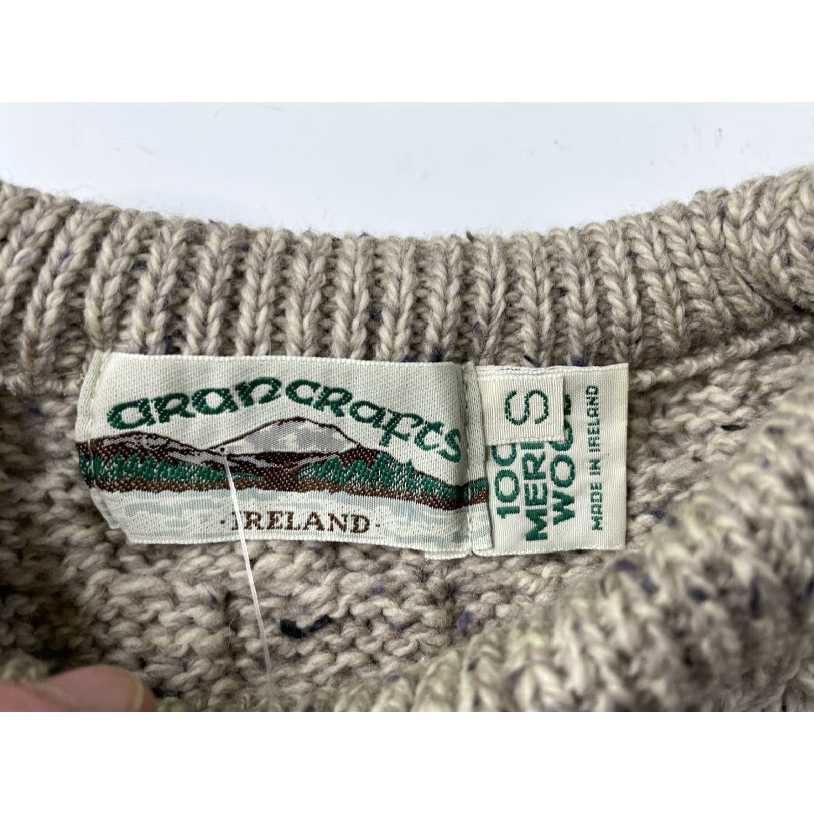 Vintage VINTAGE Aran Crafts Ireland Fisherman Sweater Cable Knit Pullover Womens Small S Crew Neck Merino Wool Oatmeal Knit Style Pullover Size S / US 4 / IT 40 - 3 Thumbnail