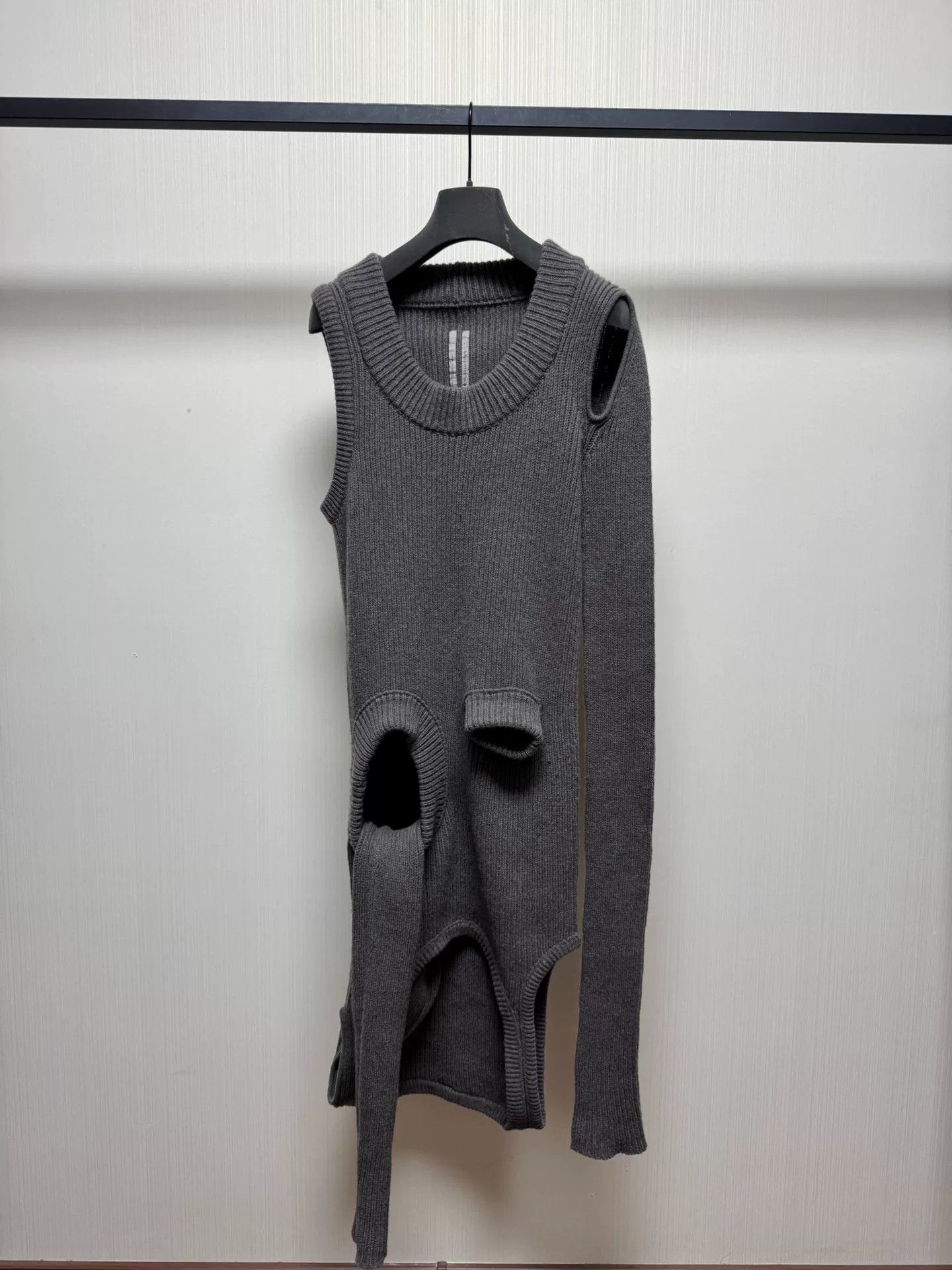Rick Owens Rick Owens Banana Sweater Size US M / EU 48-50 / 2 - 1 Thumbnail