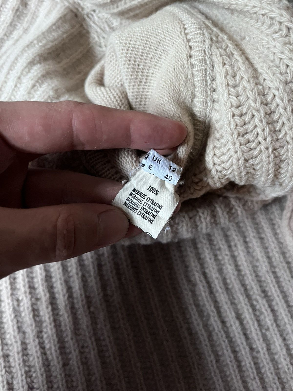 Rick Owens Rick Owens Queen F/W 04 wool beige sweater Size L / US 10 / IT 46 - 19 Thumbnail