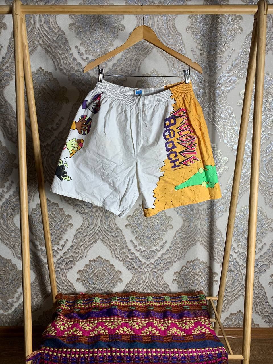 Adidas VINTAGE ADIDAS ORIGINAL DESIGNER SHORTS RETRO Y2K 90s SK8 Size US 34 / EU 50 - 1 Thumbnail