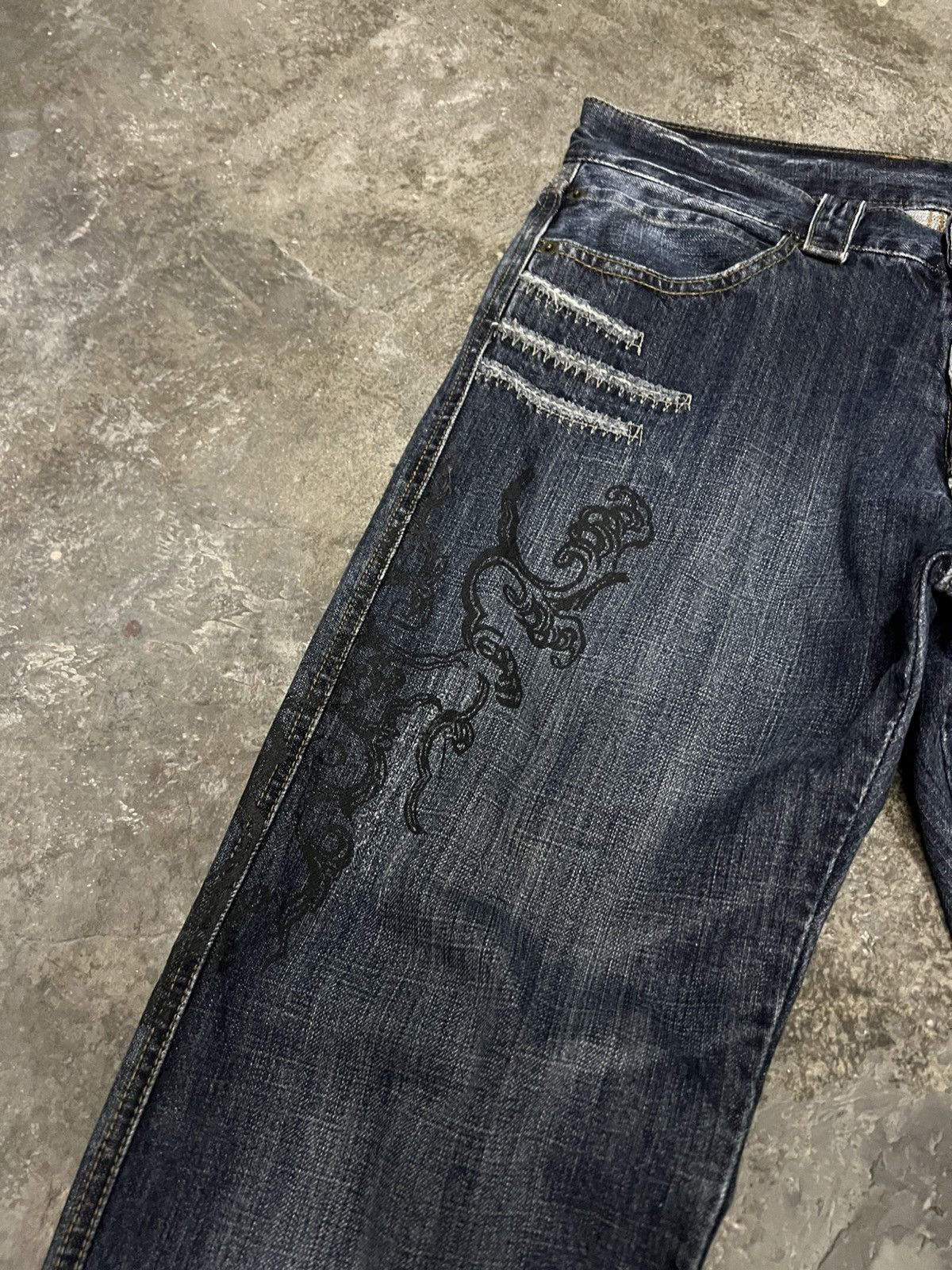 Japanese Brand 💥FLARE💥UNBRAND SUKAJAN DRAGON JEAN Size US 33 - 6 Thumbnail