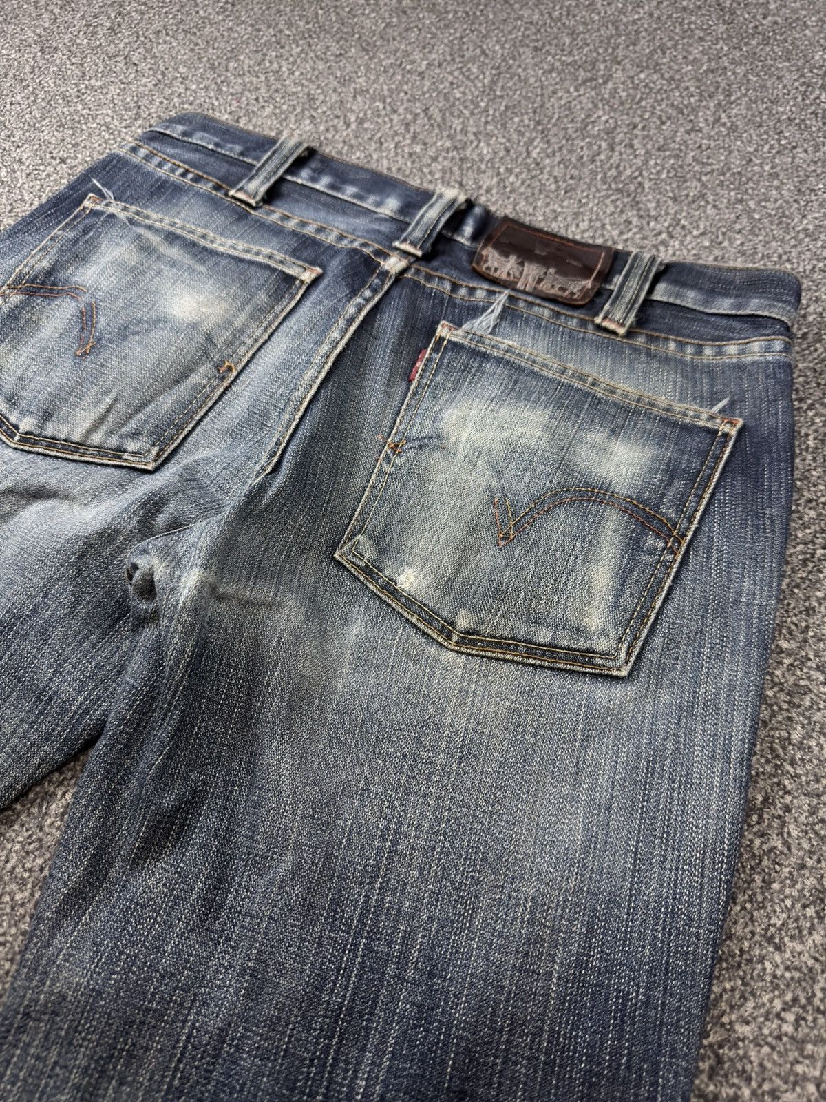 Engineered Garments × Levi's Vintage Levi’s 519 90s Distressed Heavy Fade Whisker Denim Size US 31 - 7 Thumbnail