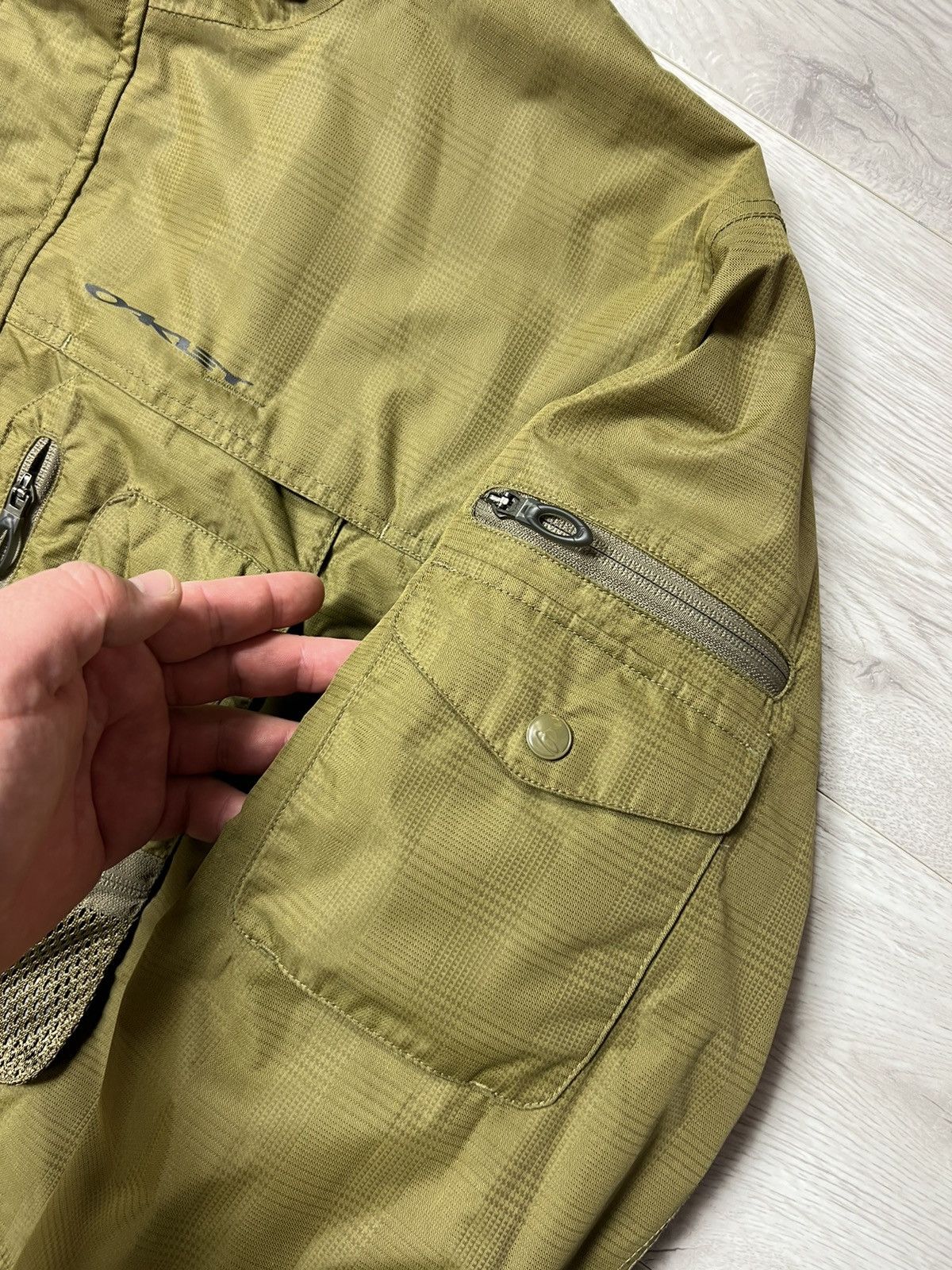 Oakley Rare 2000's Oakley Road Fuel Tactical Cargo Magnet Jacket Size US XL / EU 56 / 4 - 5 Thumbnail