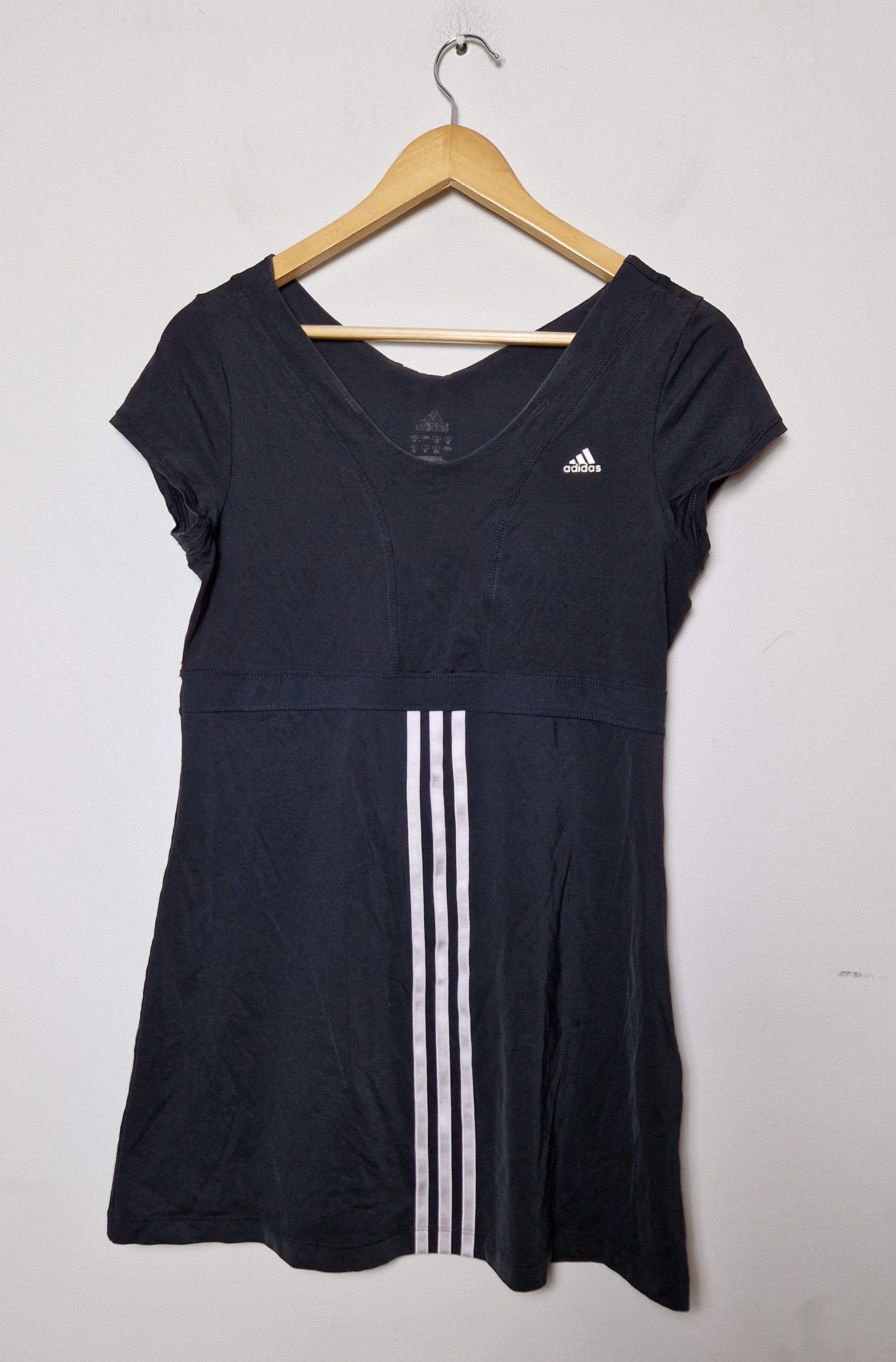 Adidas Adidas dress Size S / US 4 / IT 40 - 1 Thumbnail