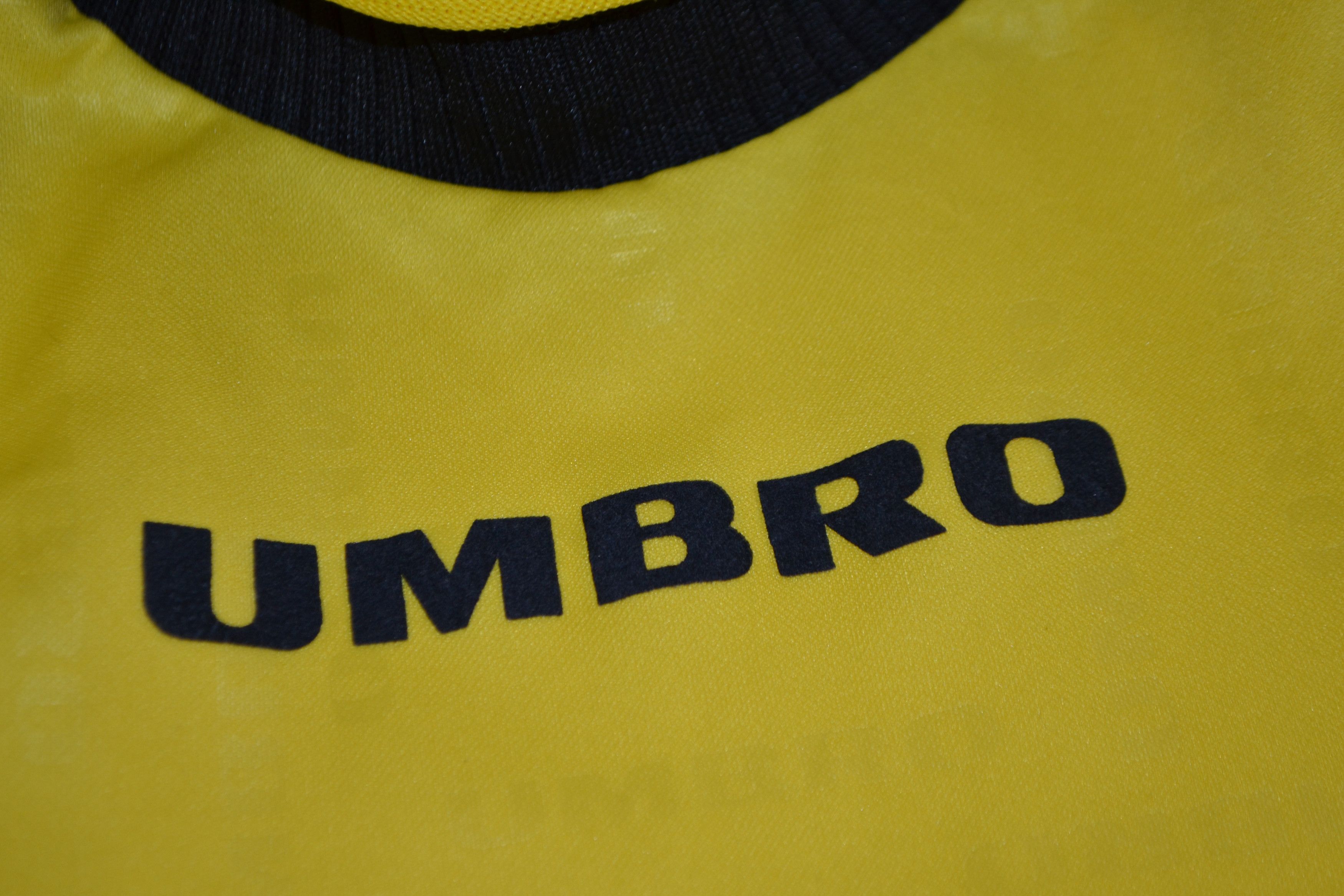 Umbro Umbro Template 90s Football Shirt Soccer Vintage Jersey Size US L / EU 52-54 / 3 - 4 Thumbnail