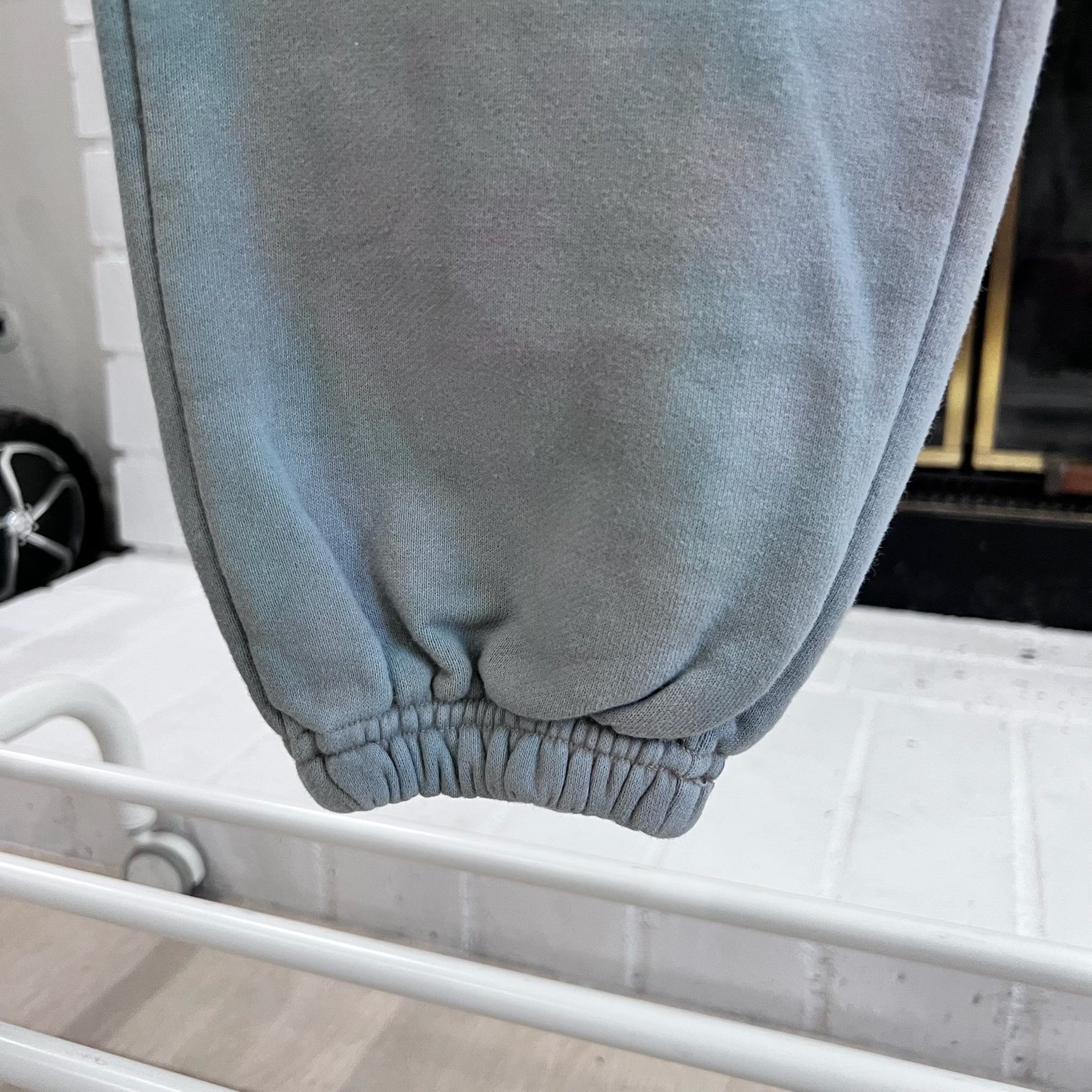 John Elliott John Elliott LA SWEATS Cloud Dye Marbled Blue Sweatpants Size US 32 / EU 48 - 5 Thumbnail